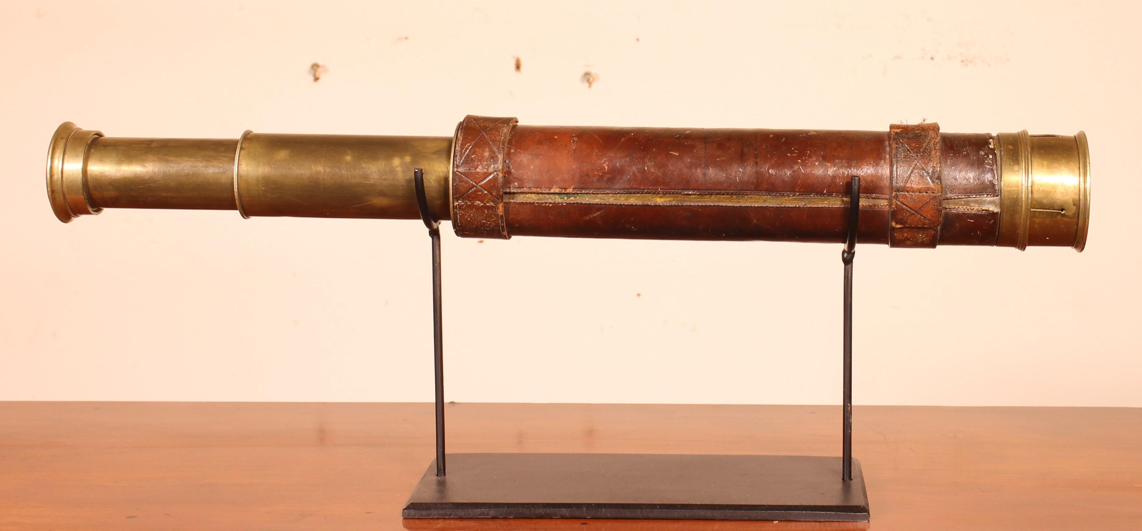 19th Century Military Telescope In Leather And Brass 3