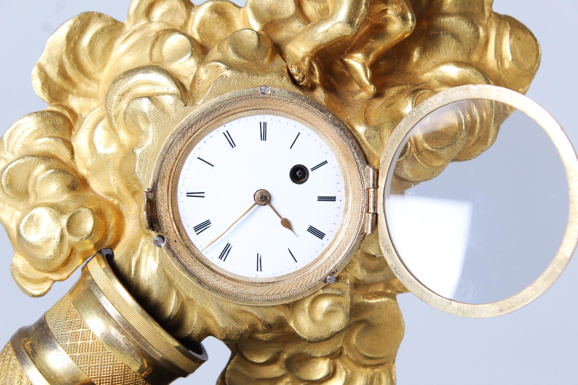 19th Century Miniatur Mantel Clock, Gare La Bombe, Cupido, France, Gilded Bronze In Good Condition For Sale In Greven, DE