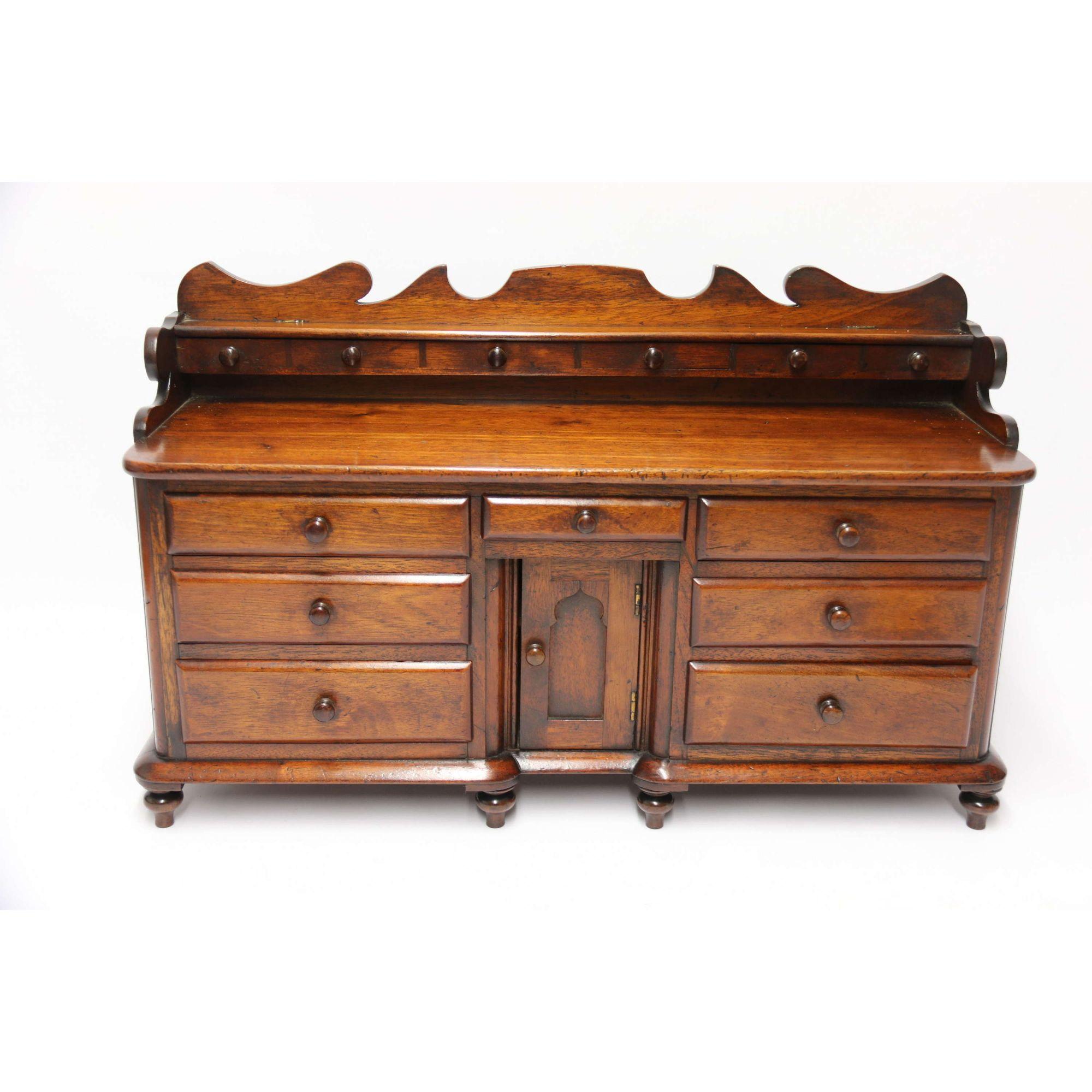 19th century miniature mahogany dresser base, circa 1850 For Sale 2