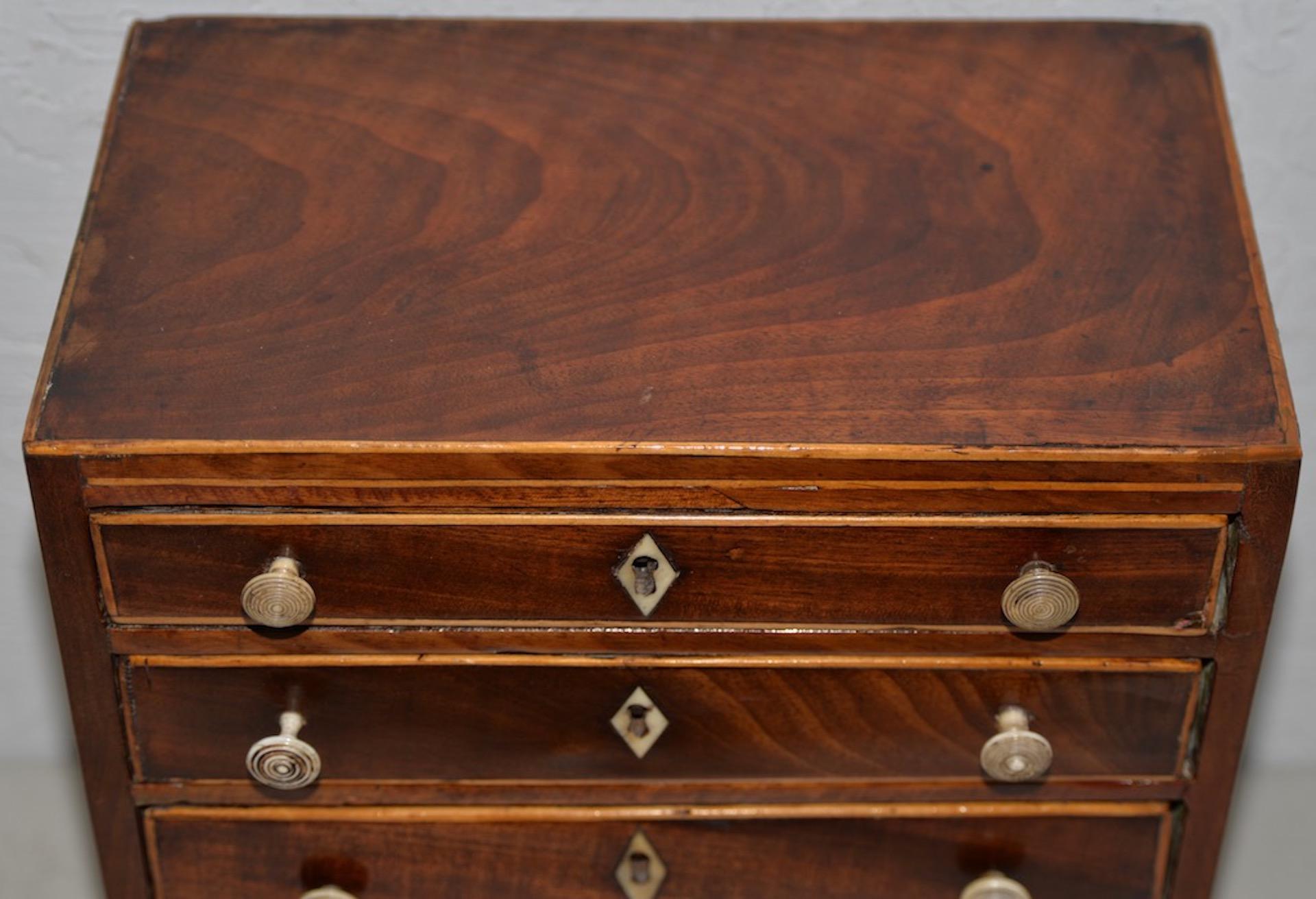 American 19th Century Miniature Mahogany Salesman Sample Chest of Drawers with Inlay