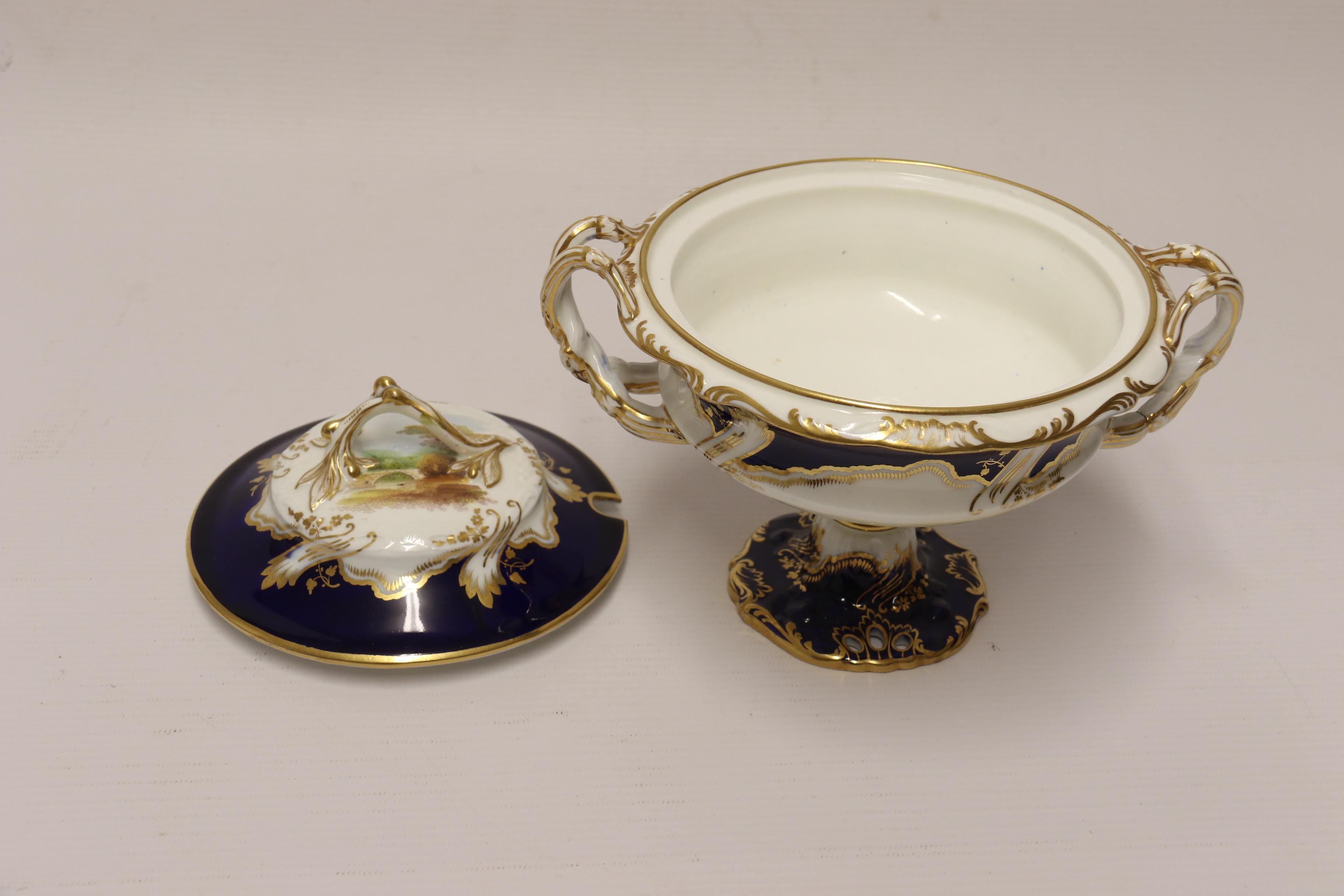 19th century Minton dessert cream tureen with stand, hand painted, English 1840 For Sale 2