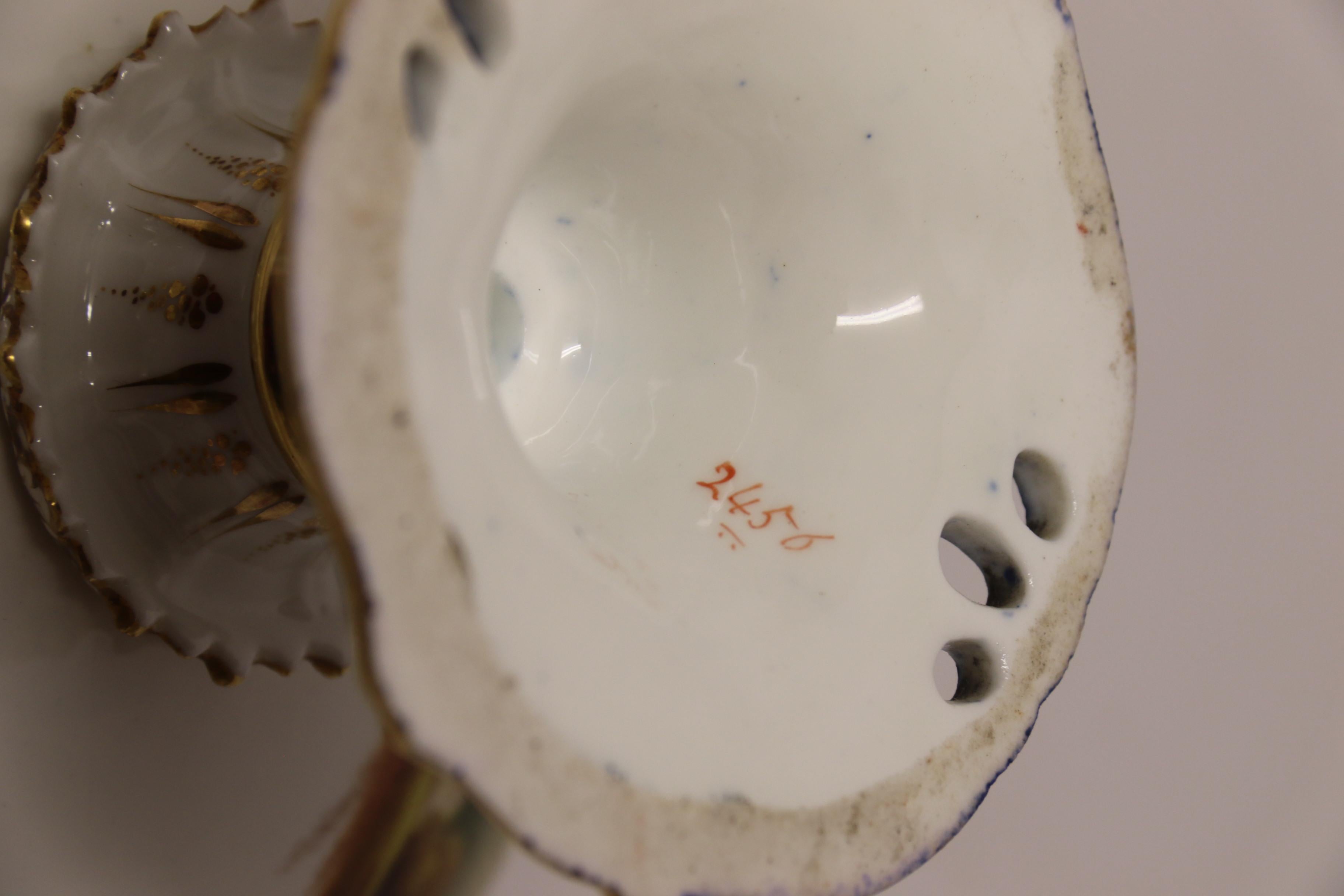 19th century Minton dessert cream tureen with stand, hand painted, English 1840 For Sale 6