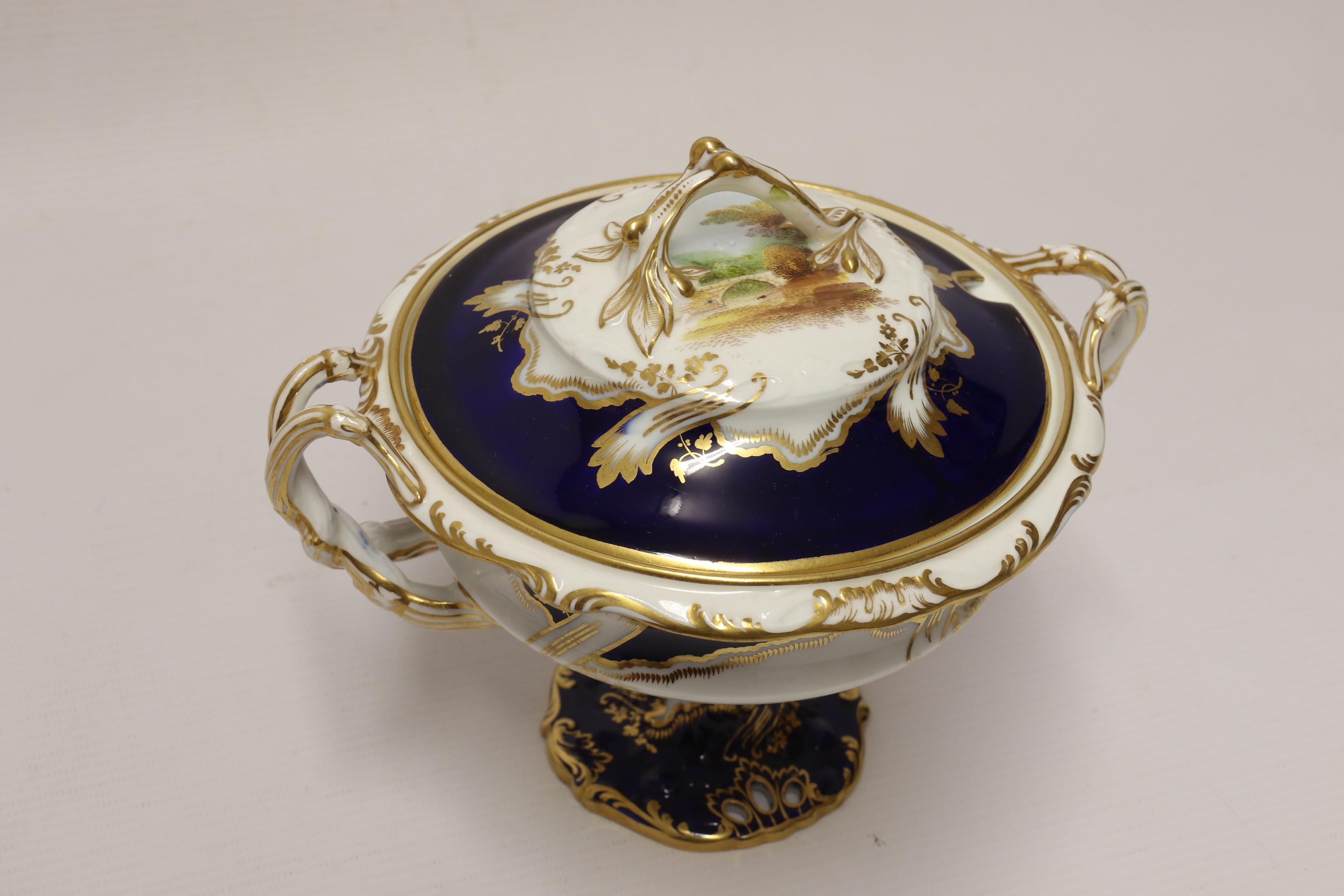 Porcelain 19th century Minton dessert cream tureen with stand, hand painted, English 1840 For Sale