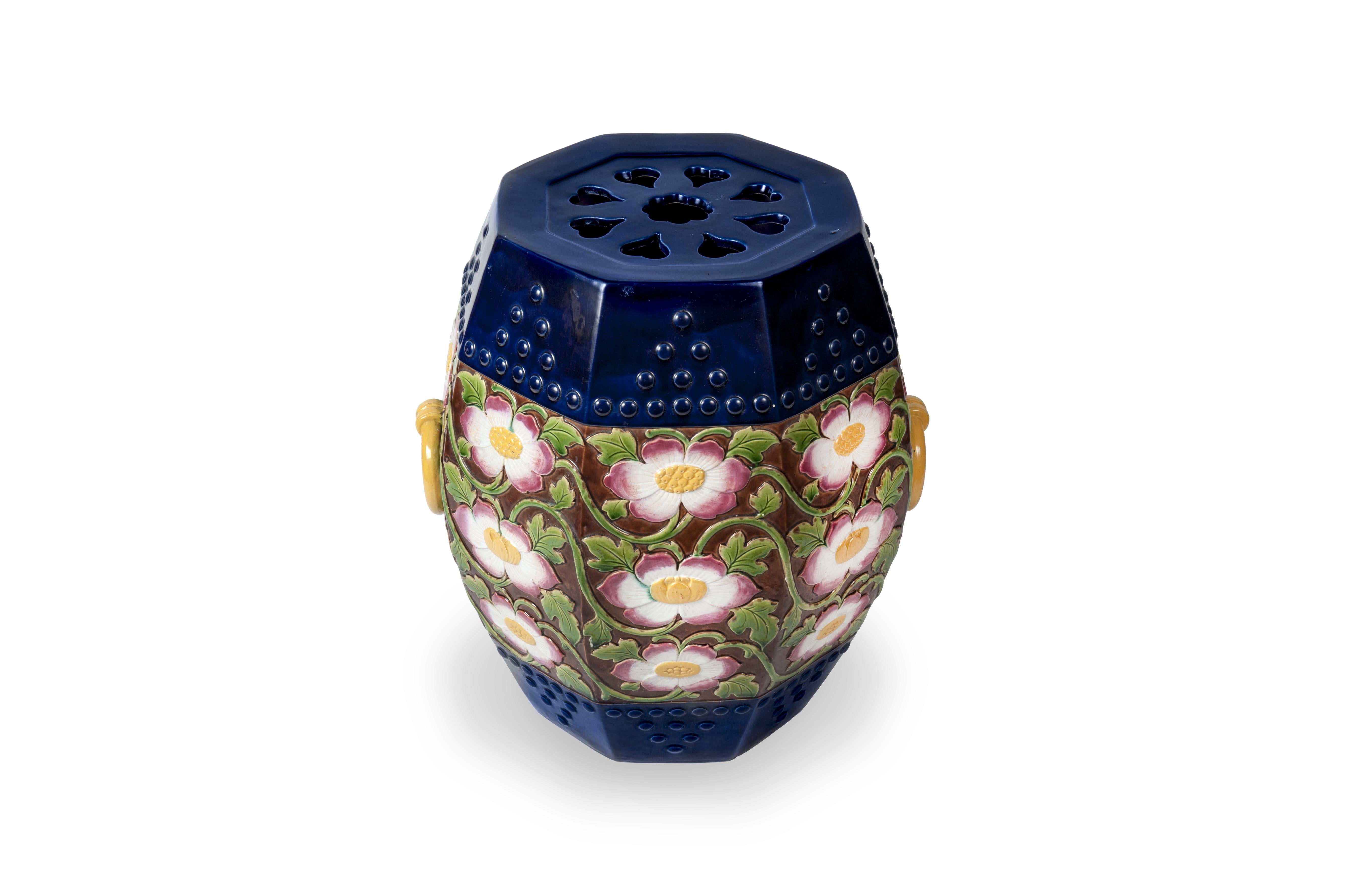 19th Century Minton Majolica Garden Stool For Sale 1