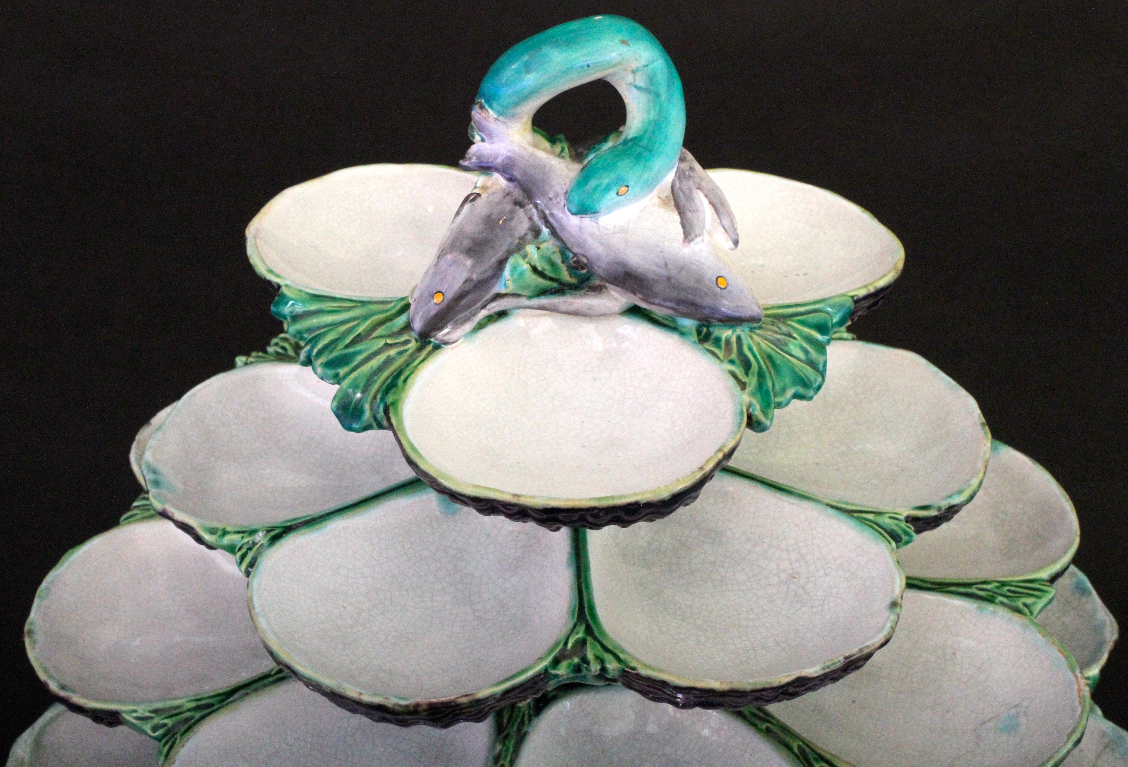 19th Century Minton Majolica Revolving Oyster Server In Good Condition For Sale In New York, NY