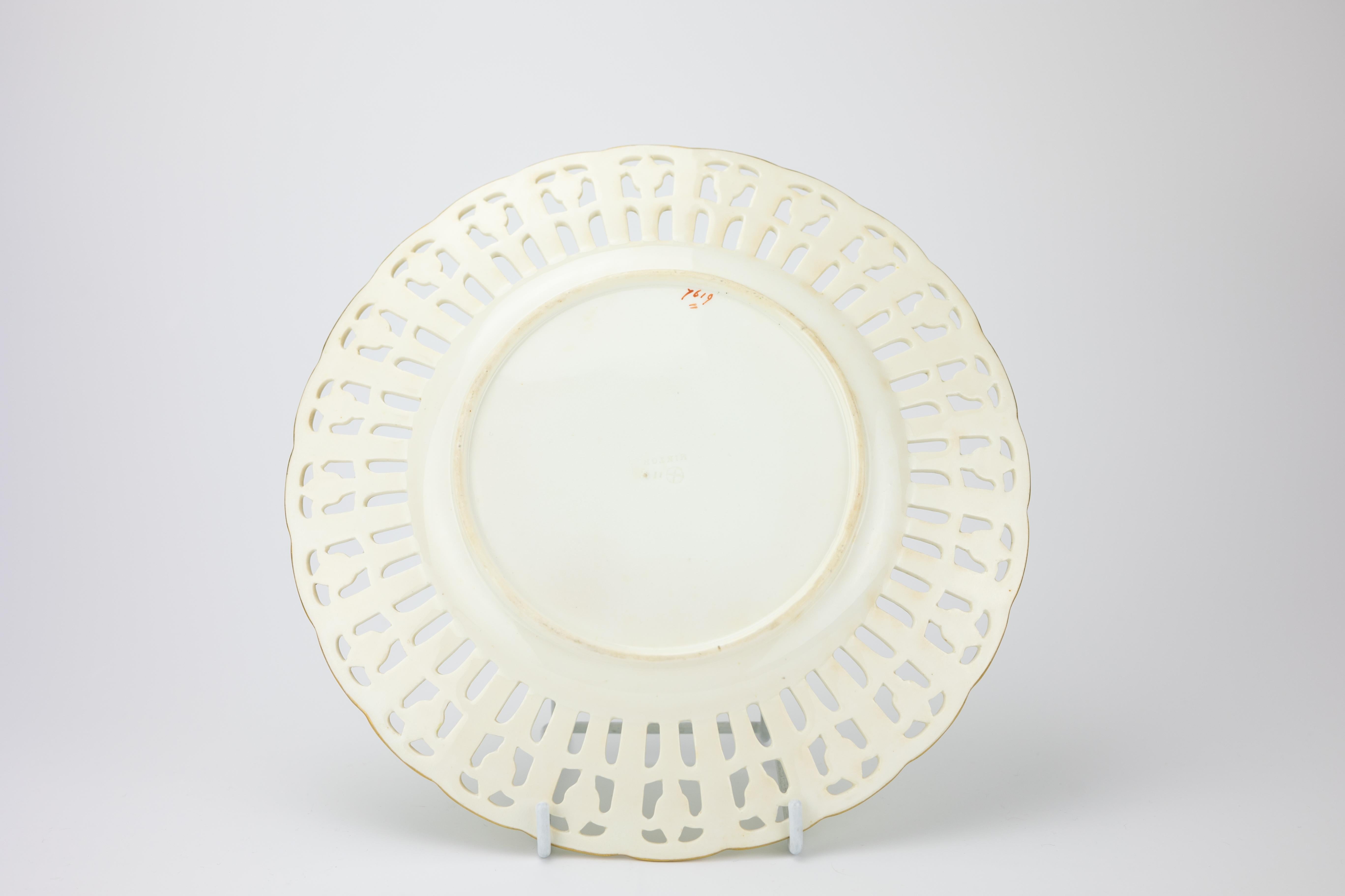 Porcelaine Assiette à dessert en porcelaine ornithologique de Minton du 19ème siècle en vente
