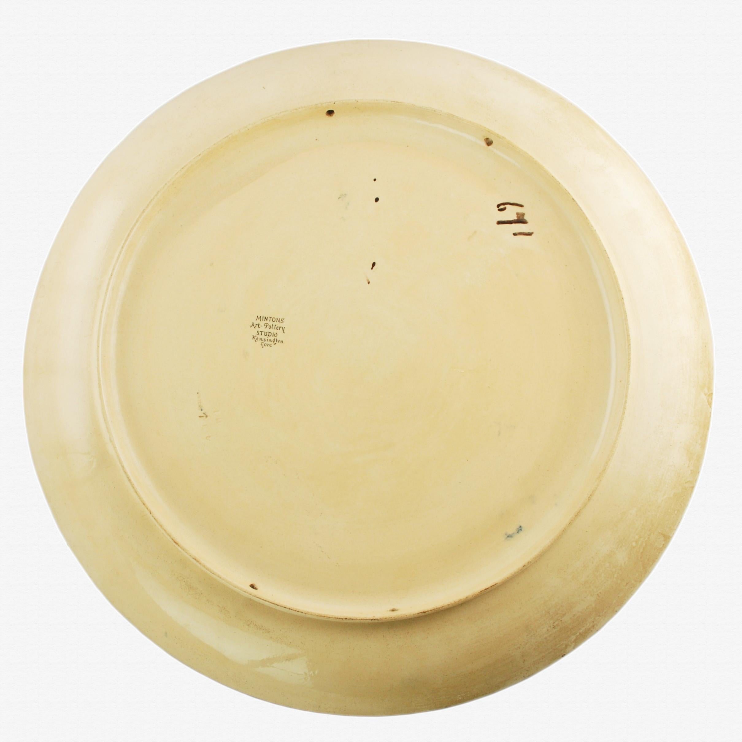 Cargador pintado a mano del siglo XIX Minton's Art Pottery Studio Kensington Gore en venta 5