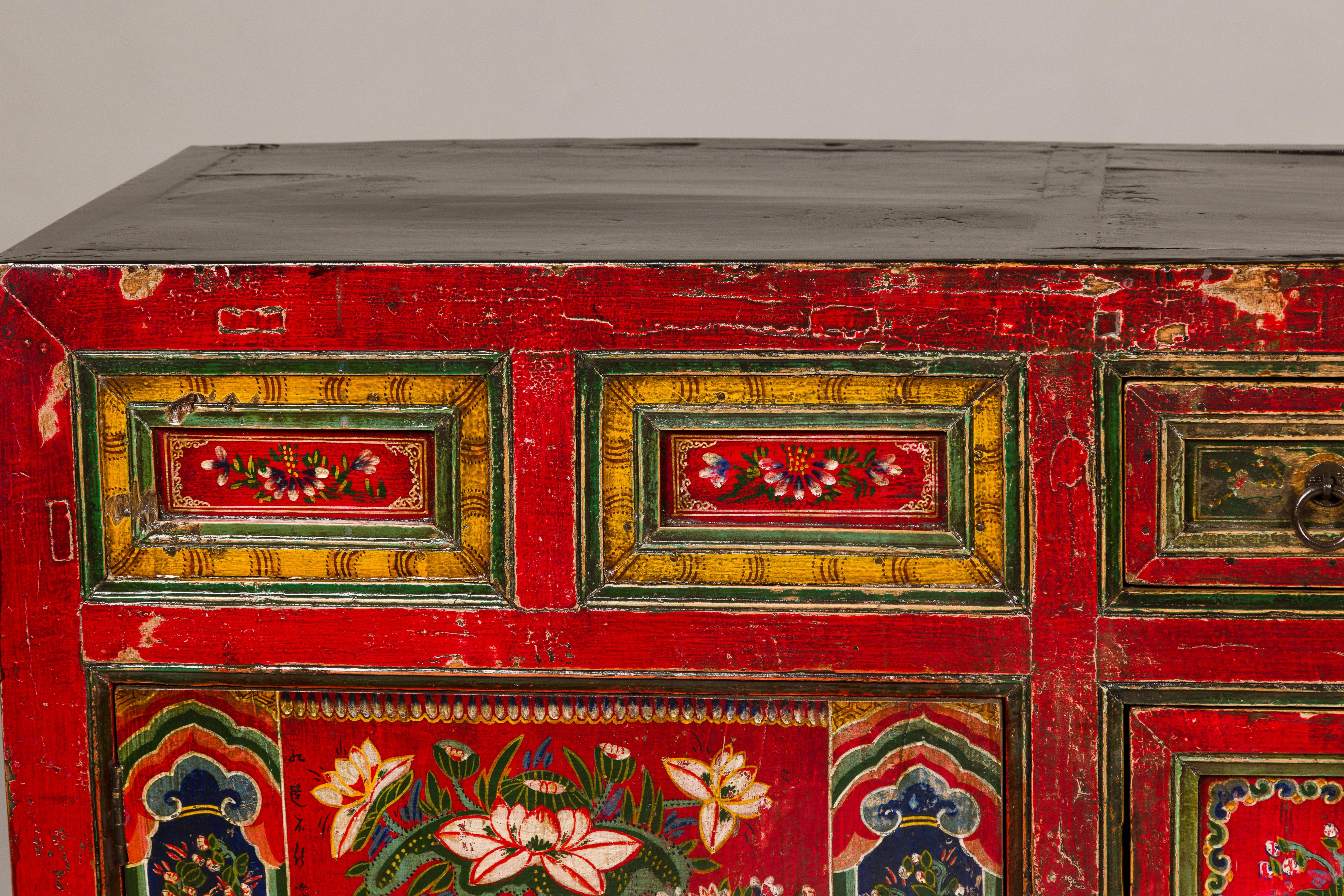 19th Century Mongolian Polychrome Sideboard with Doors, Drawers and Floral Décor For Sale 4