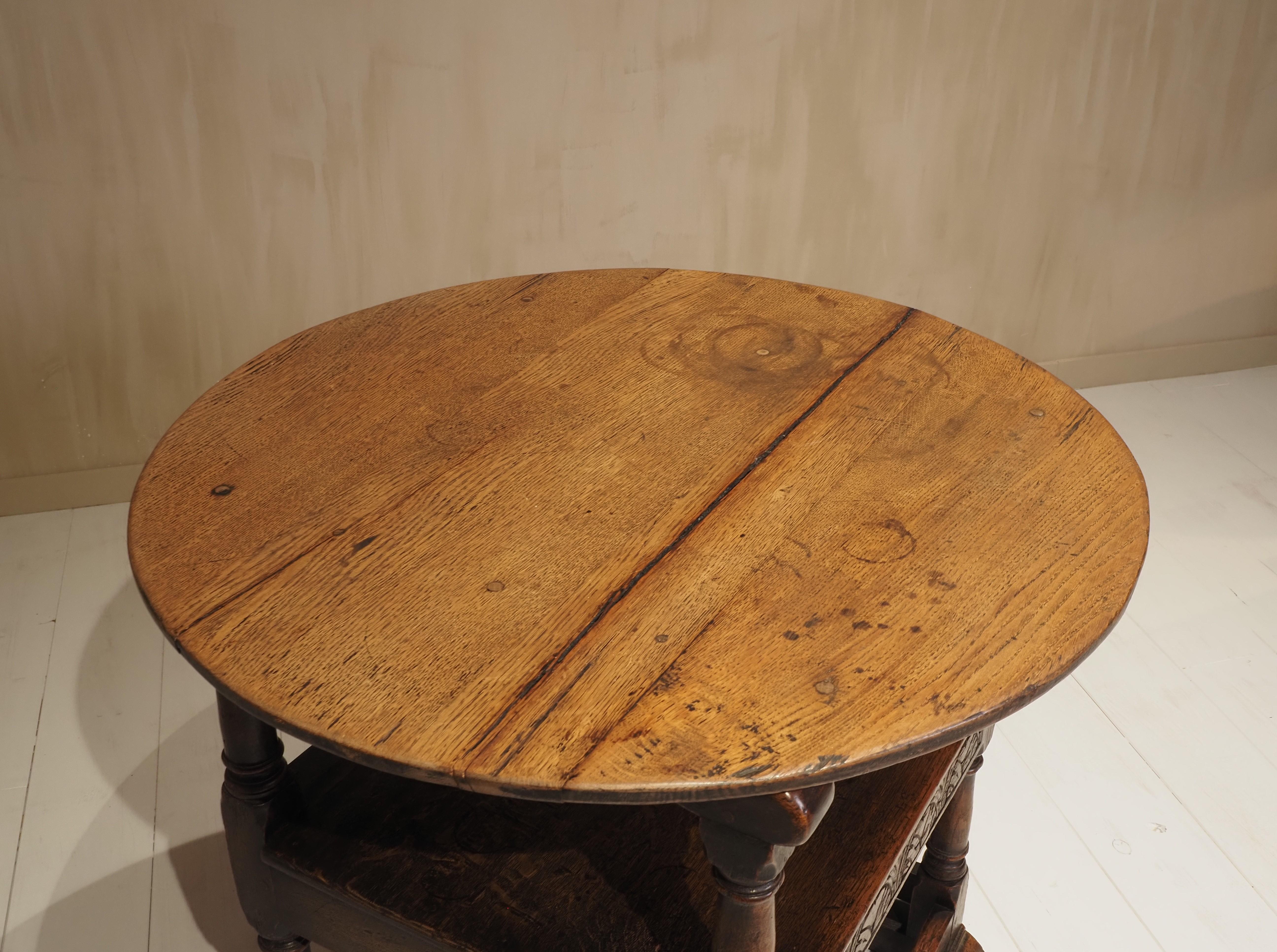 19th century monk seat/table For Sale 6