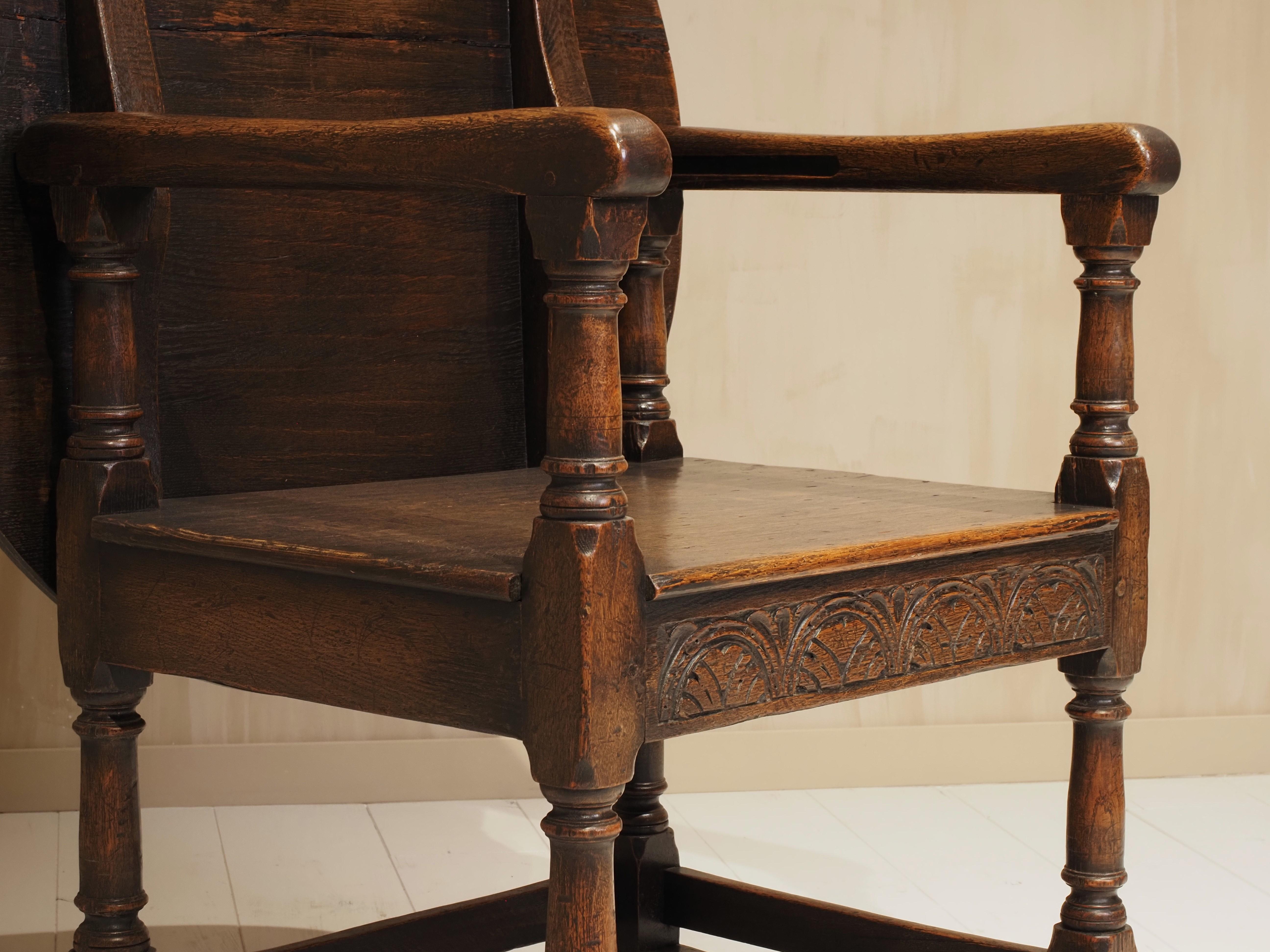 Oak 19th century monk seat/table For Sale