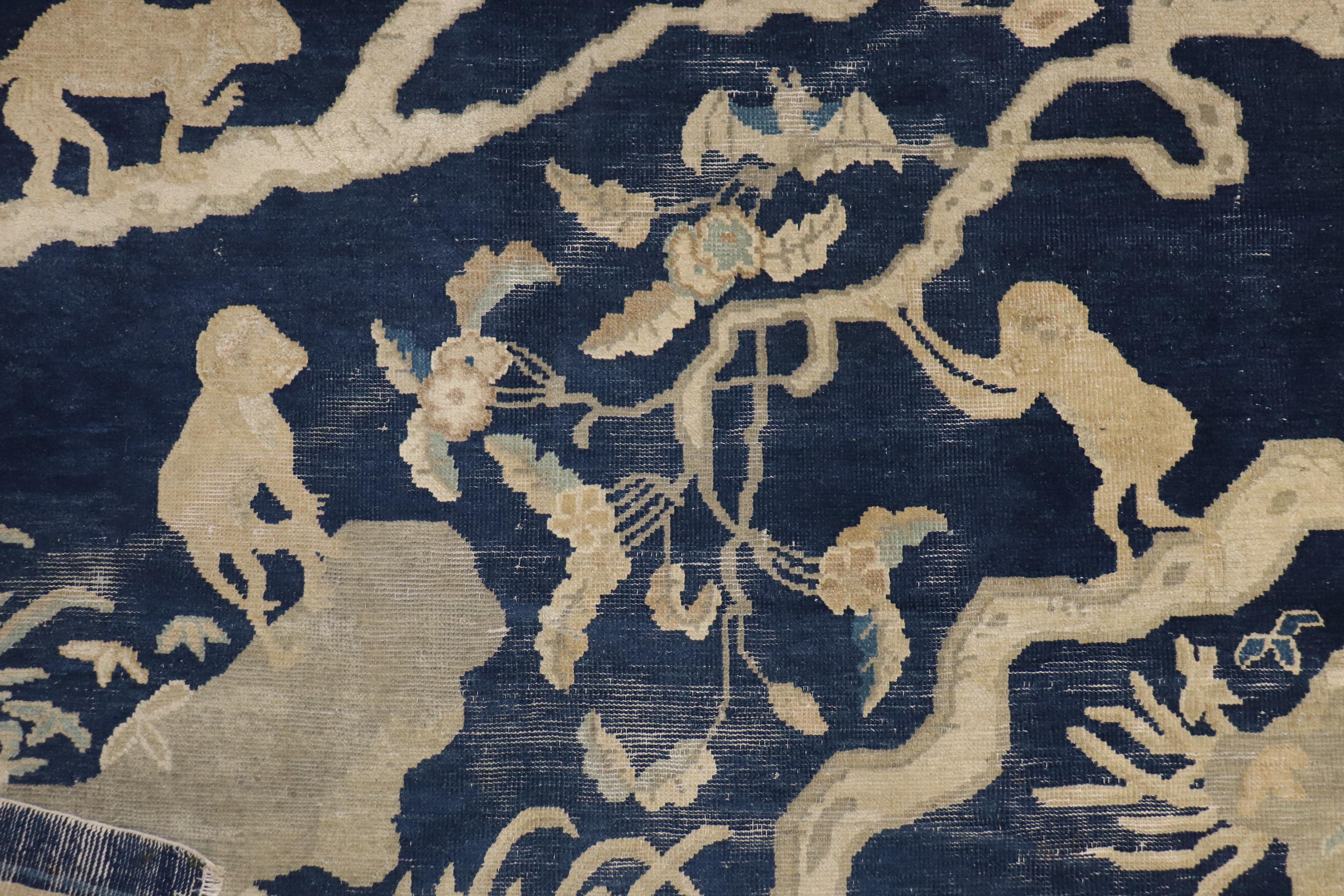 19th Century Monkey Pictorial Chinese Rug In Good Condition For Sale In New York, NY