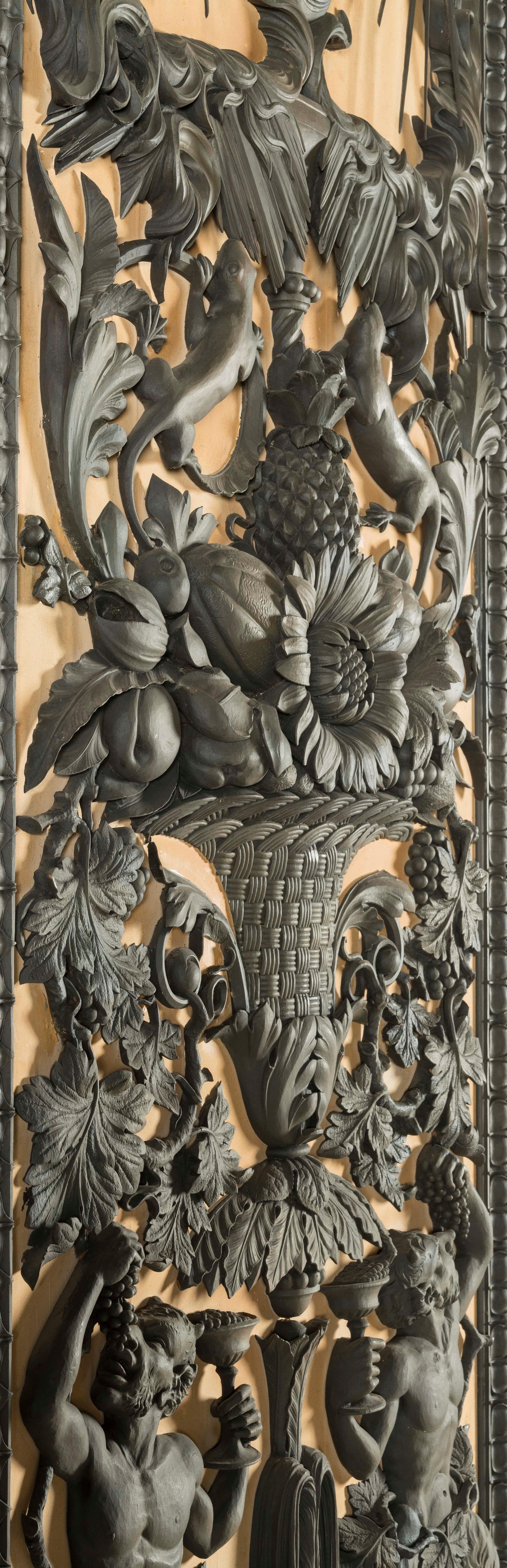 Panneaux monumentaux de boiserie sculptés du 19ème siècle provenant de Lartington Hall en vente 9