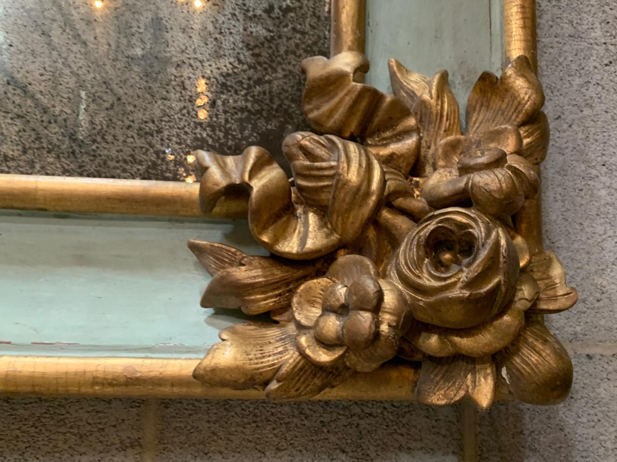 miroir monumental français du 19ème siècle Napoléon III sculpté et peint & Parcel doré en vente 8