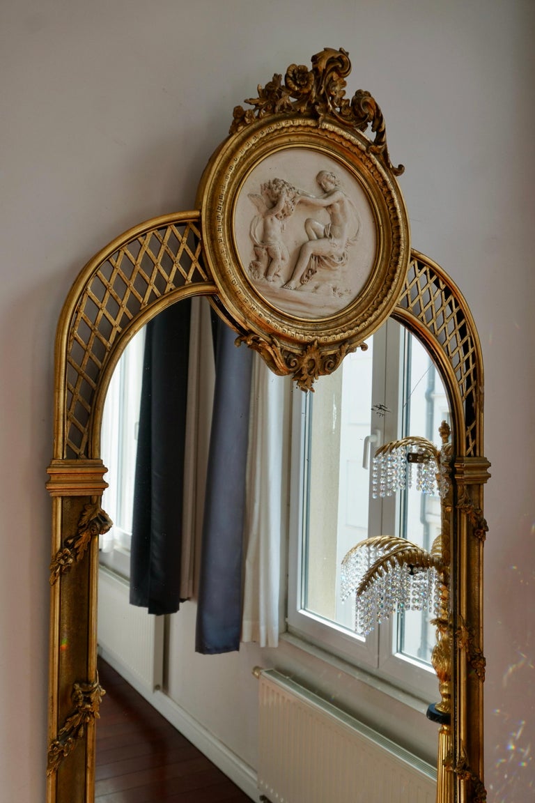 19th Century Monumental Italian Rococo Floor Mirror In Good Condition In Antwerp, BE