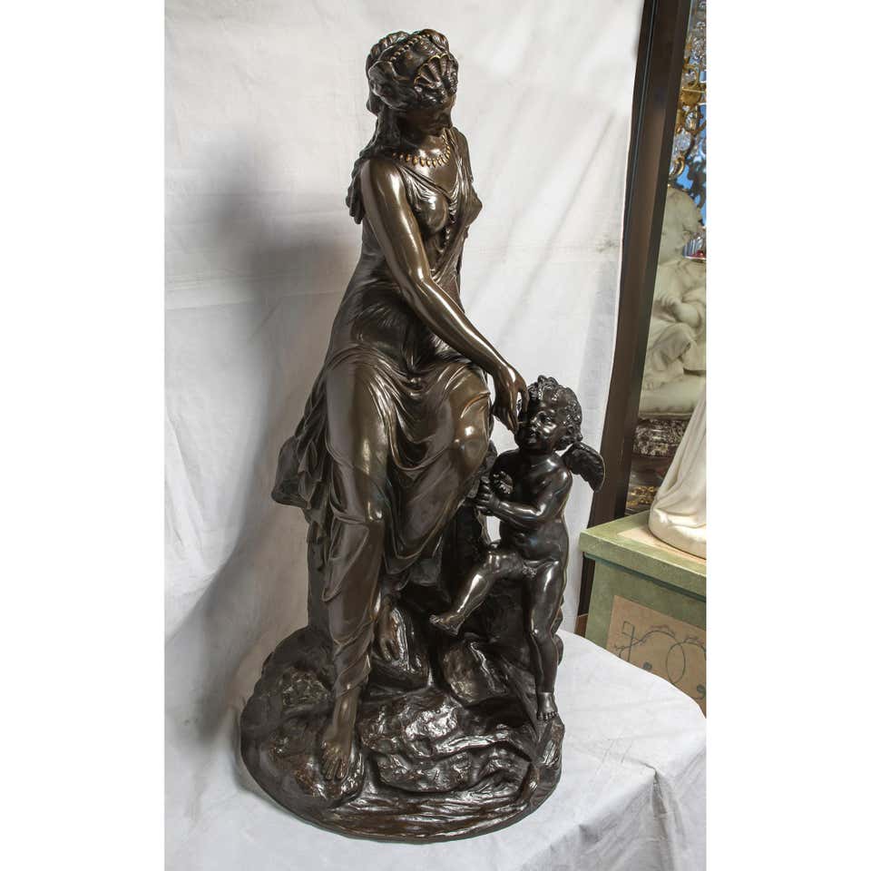 French 19th C. Monumental Patinated Bronze Sculpture of Venus attrib. Mathurin Moreau For Sale