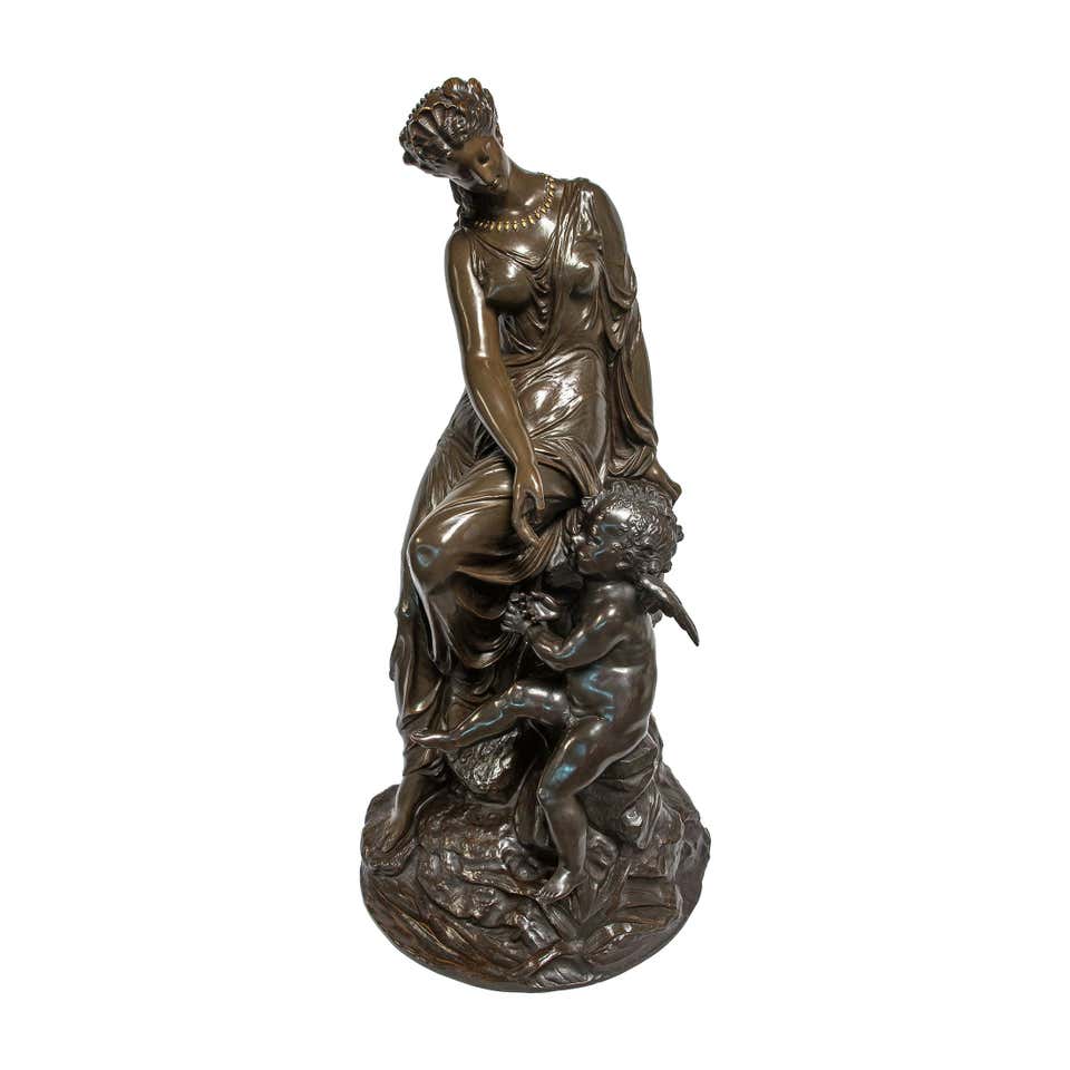 19th C. Monumental Patinated Bronze Sculpture of Venus attrib. Mathurin Moreau For Sale