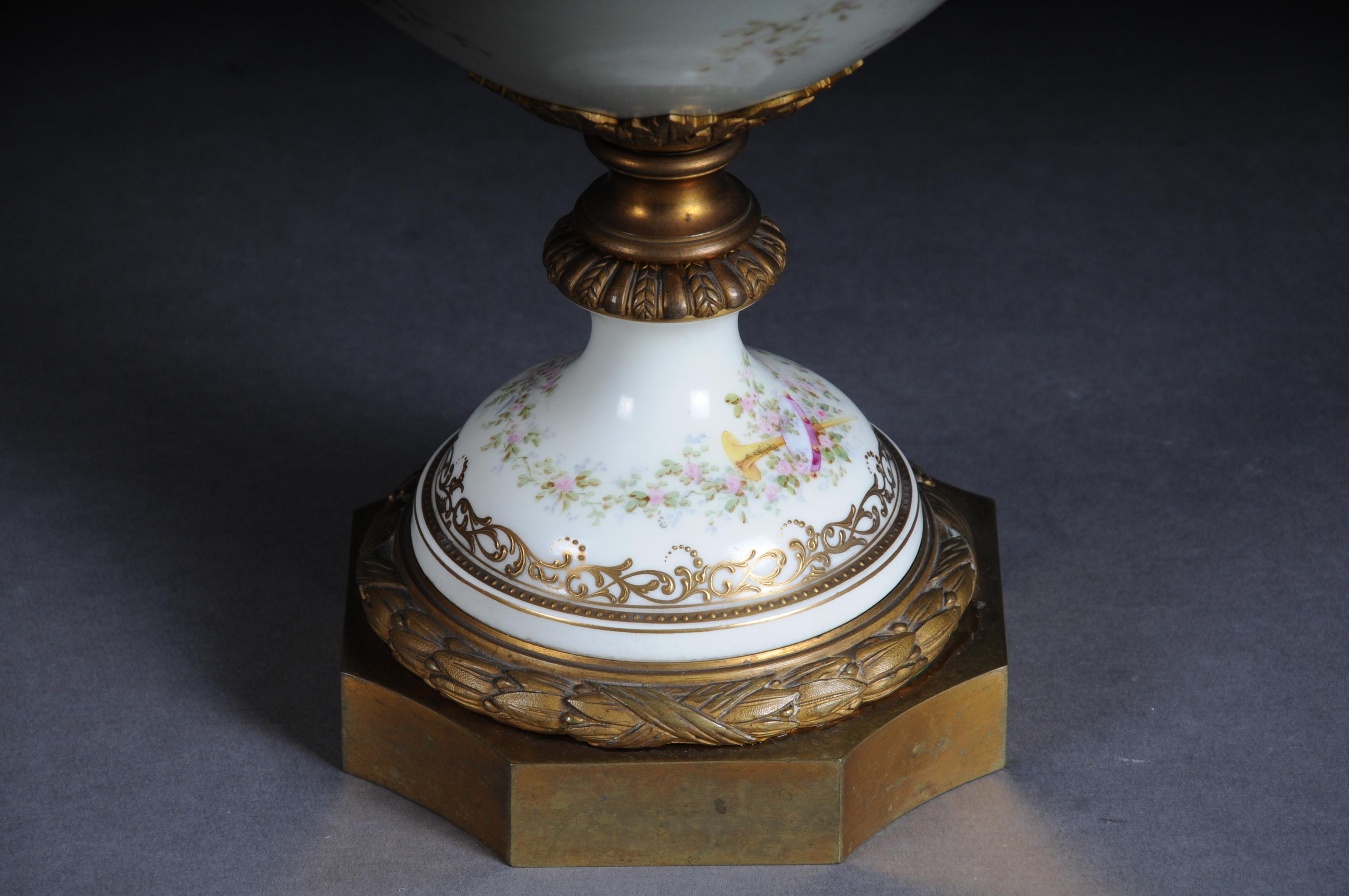 19th Century Monumental Sèvres Pomp Vase with Bronze Mounting In Good Condition In Berlin, DE