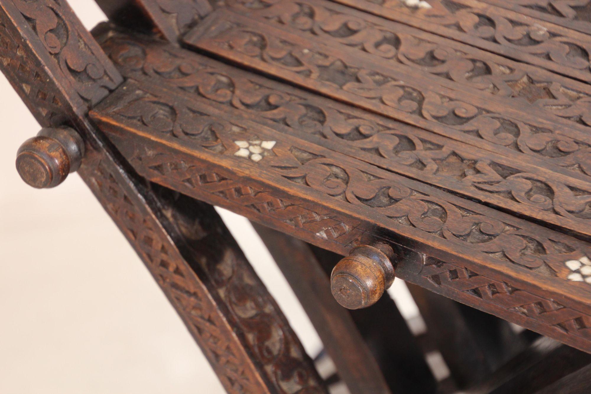 Moroccan 19th Century Moorish Egyptian Pearl Inlaid Folding Chair For Sale