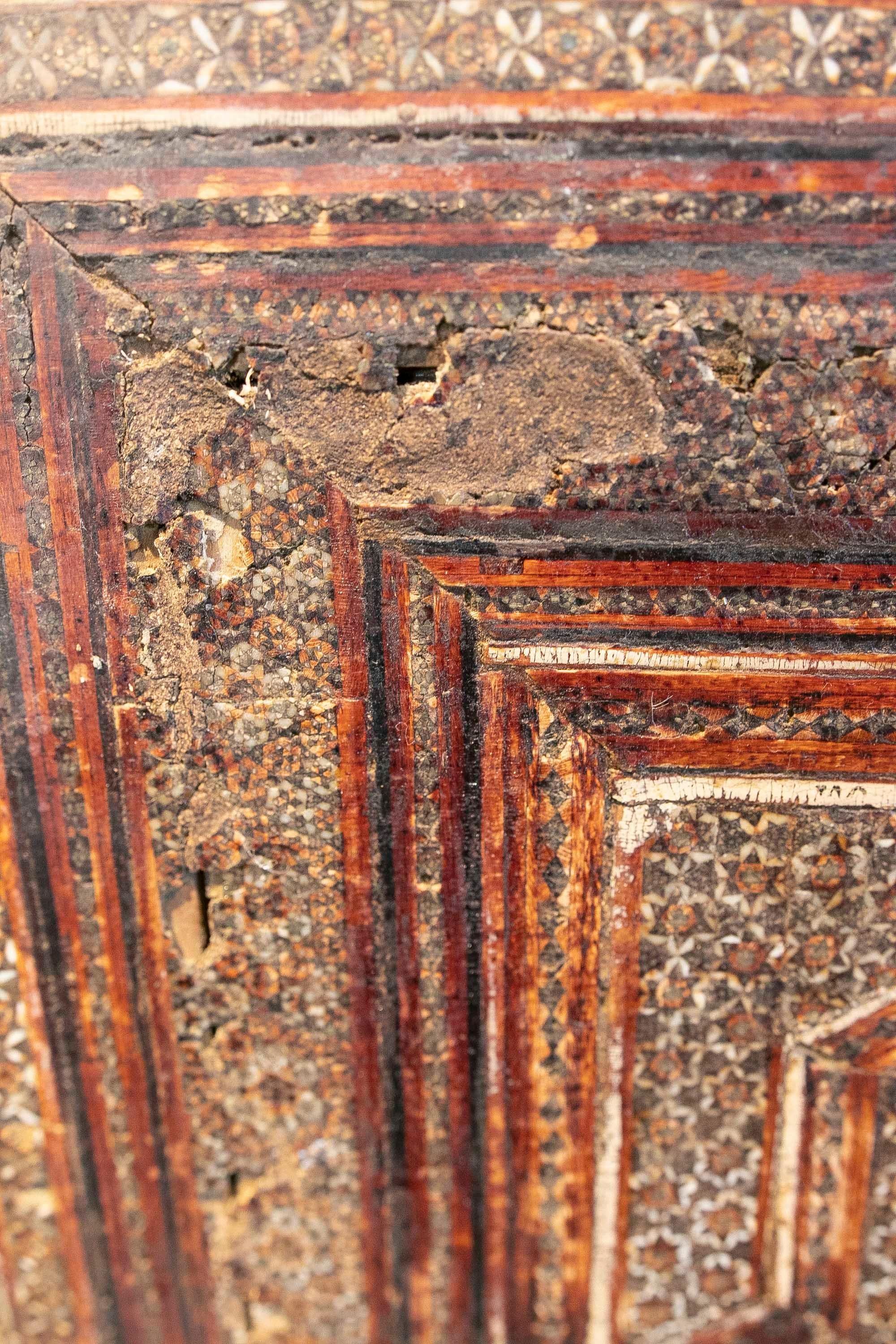 19. Jahrhundert Maurische sorgfältige Handwerkskunst Box Deckel mit Intarsienarbeit   im Angebot 11