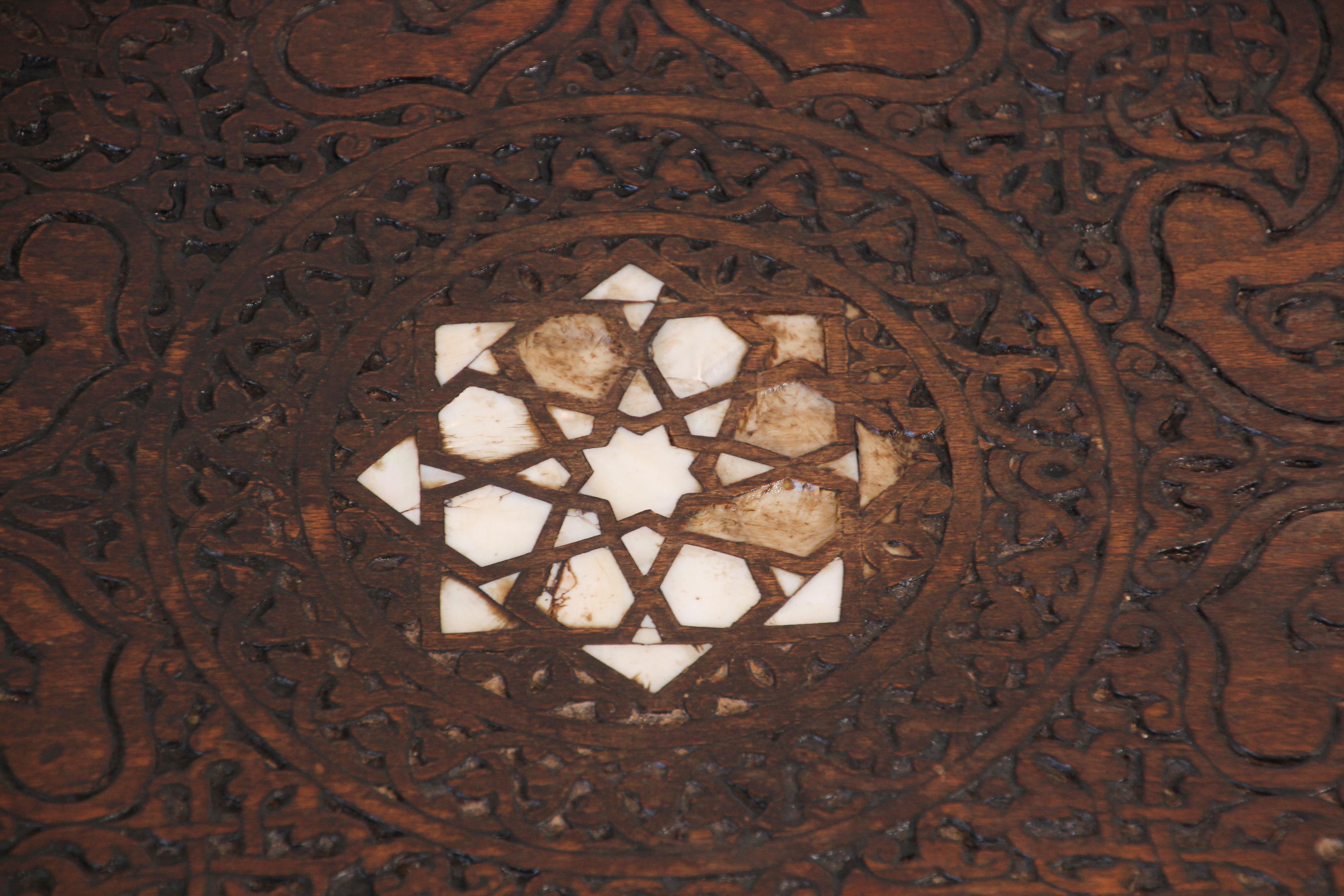 19th Century Moorish Tea Table Inlaid with Mother of Pearl 7