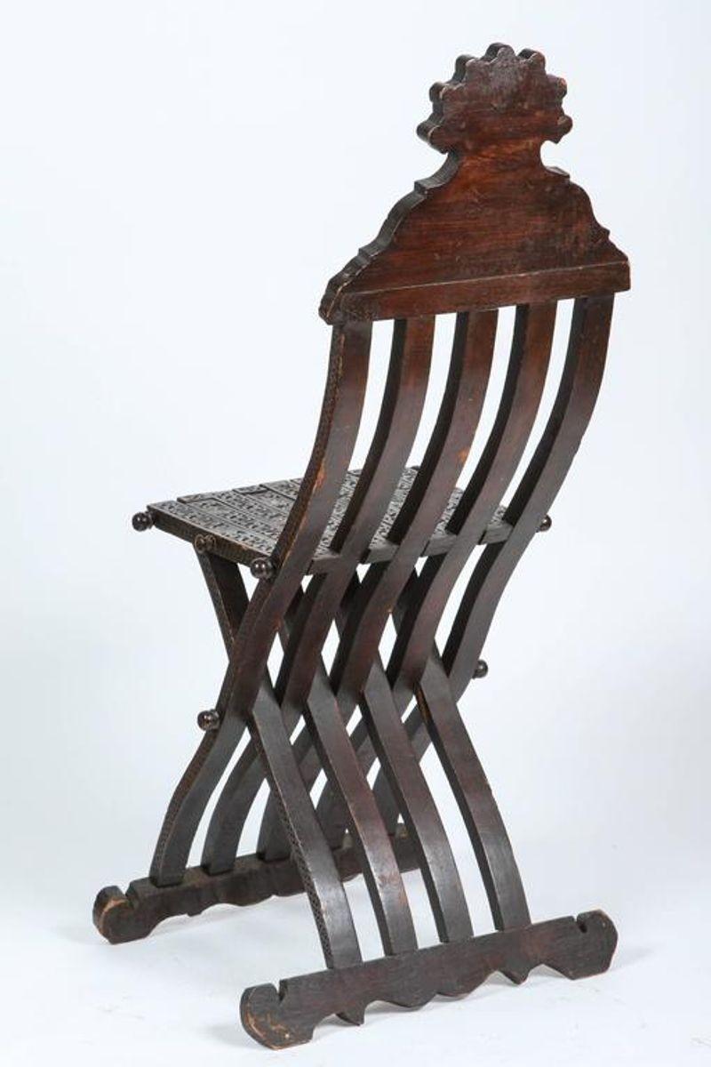 19th Century Moorish Wood Inlaid Folding Chair In Good Condition For Sale In North Hollywood, CA