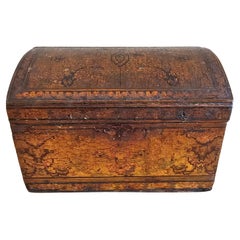 Boîte de table du 19ème siècle en marqueterie d'Intarsia 