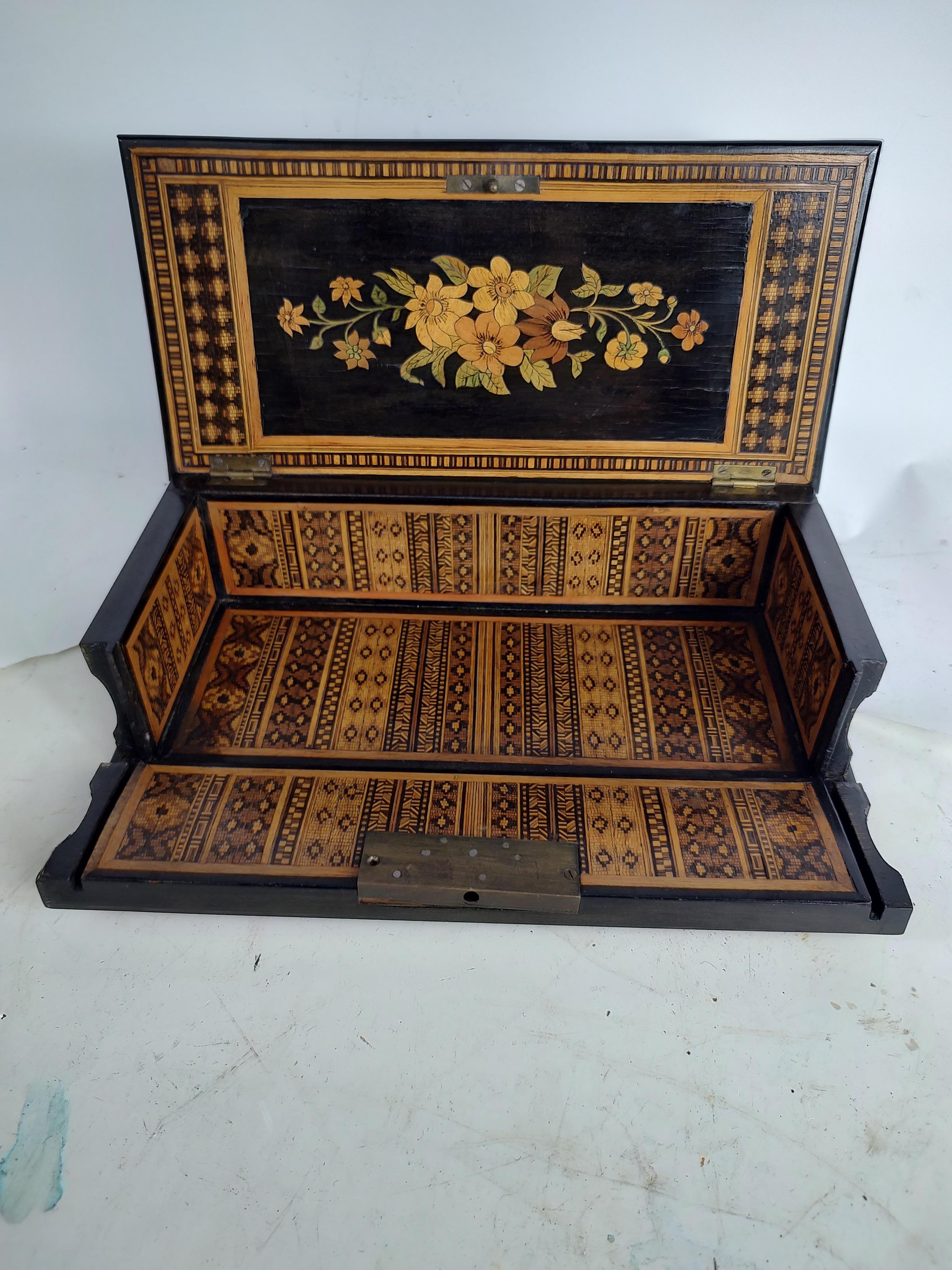 19th Century Mosaic Marquetry Jewelry Box Sorrento Napoli, C1880 For Sale 1