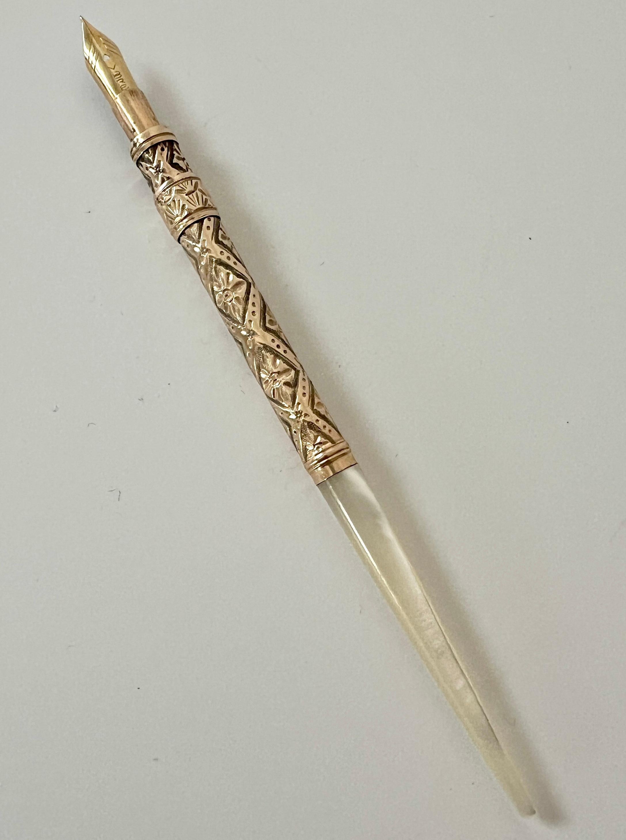 19th Century Mother of Pearl and Gold Filagree Handle Fountain Pen with 14k Tip For Sale 2