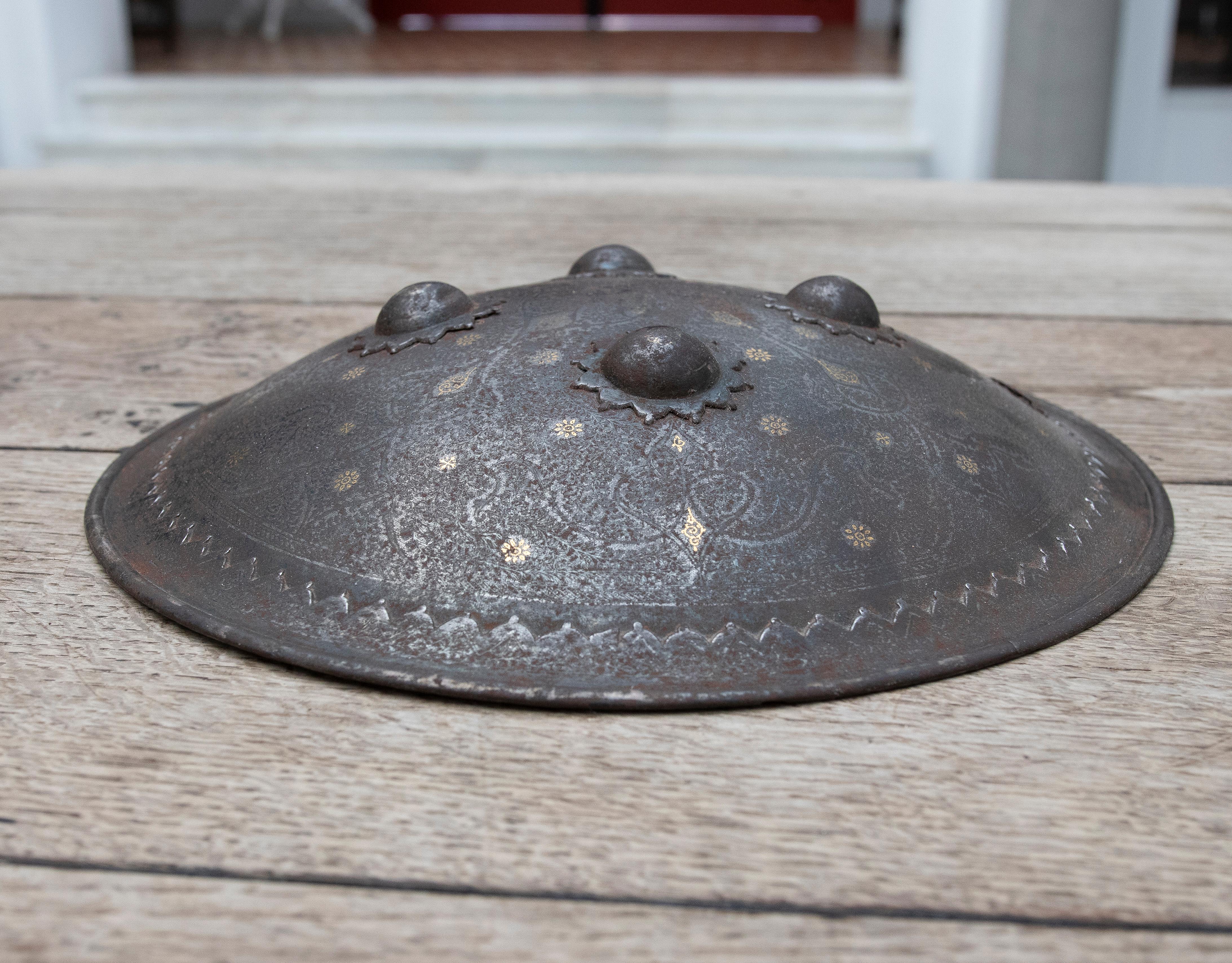 19th Century Mughal Bronze Shield with Original Protective Fabric and Traces of For Sale 3