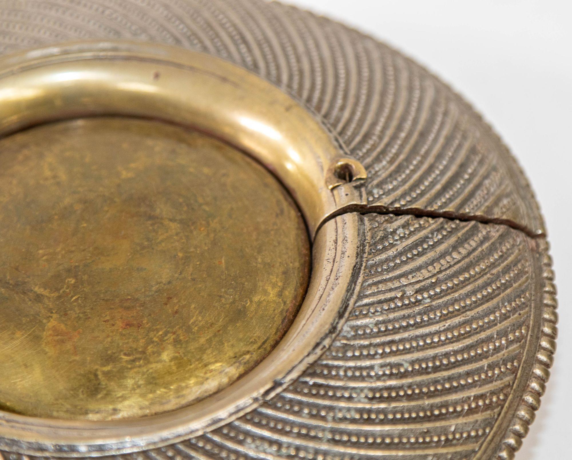Traditionelles Mughal-Silberarmband im indischen Raj-Stil des 19. Jahrhunderts im Angebot 1