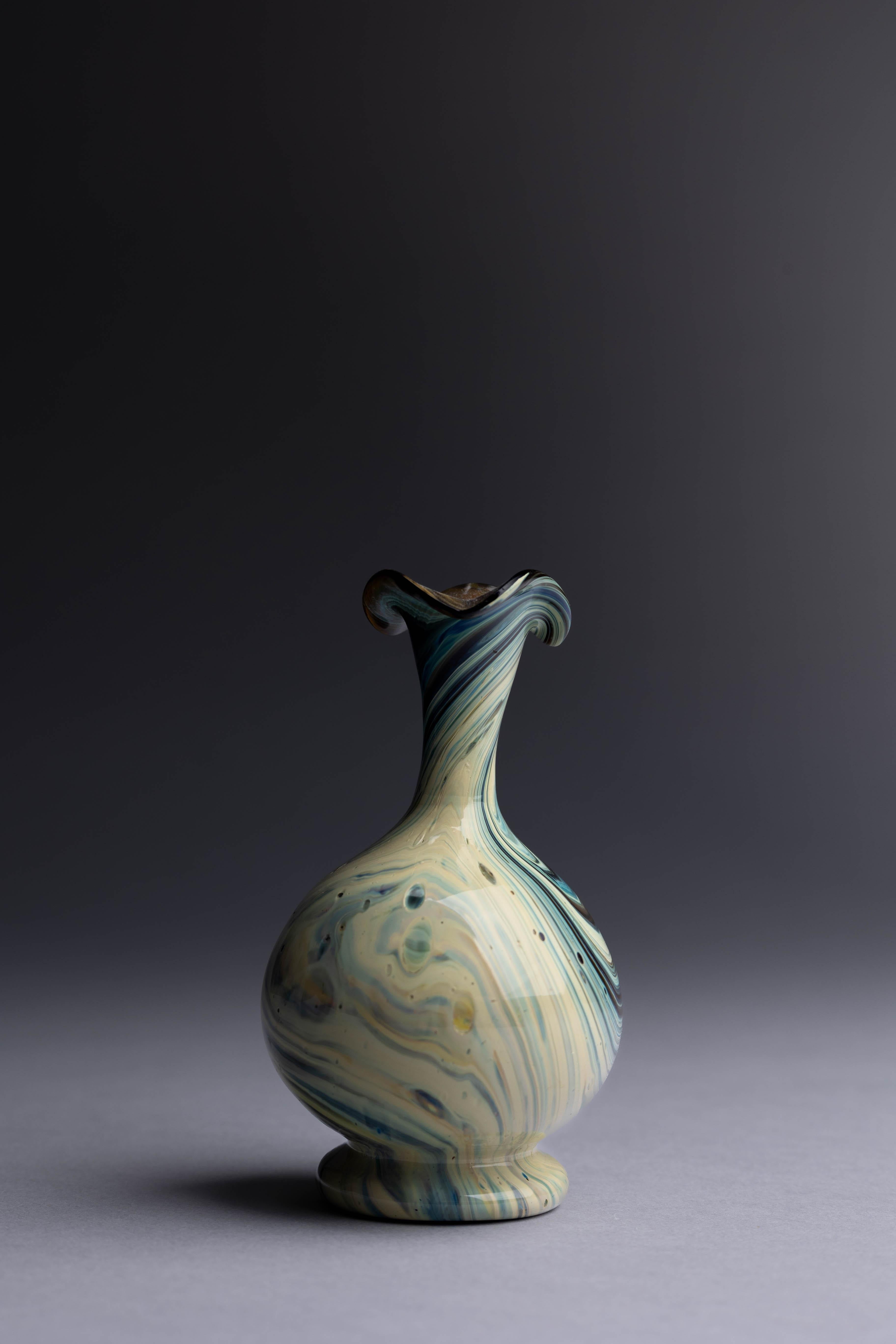 Late 19th Century 19th Century Murano Italian Glass Vase by Salviati For Sale