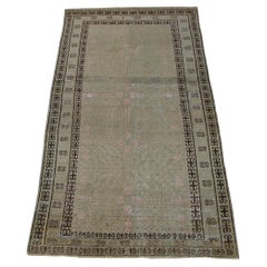 Samarkand-Teppich mit gedämpftem Design aus dem 19.