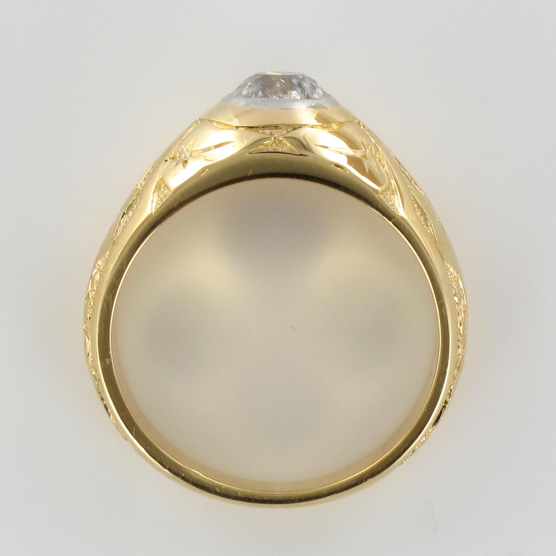 19th Century Napoleon 3 18K Yellow Gold 0, 70 carats Diamond Man Engraved Ring 5