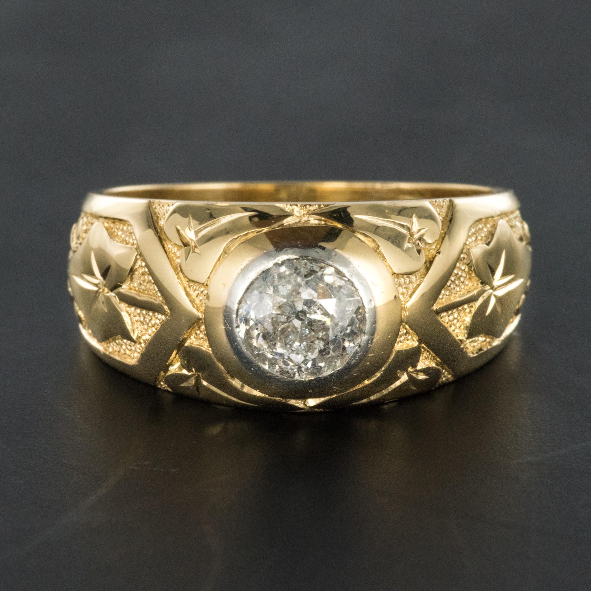 19th Century Napoleon 3 18K Yellow Gold 0, 70 carats Diamond Man Engraved Ring 1