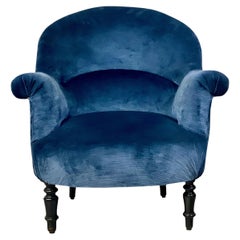 Sillón Napoleón III del siglo XIX en terciopelo azul oscuro