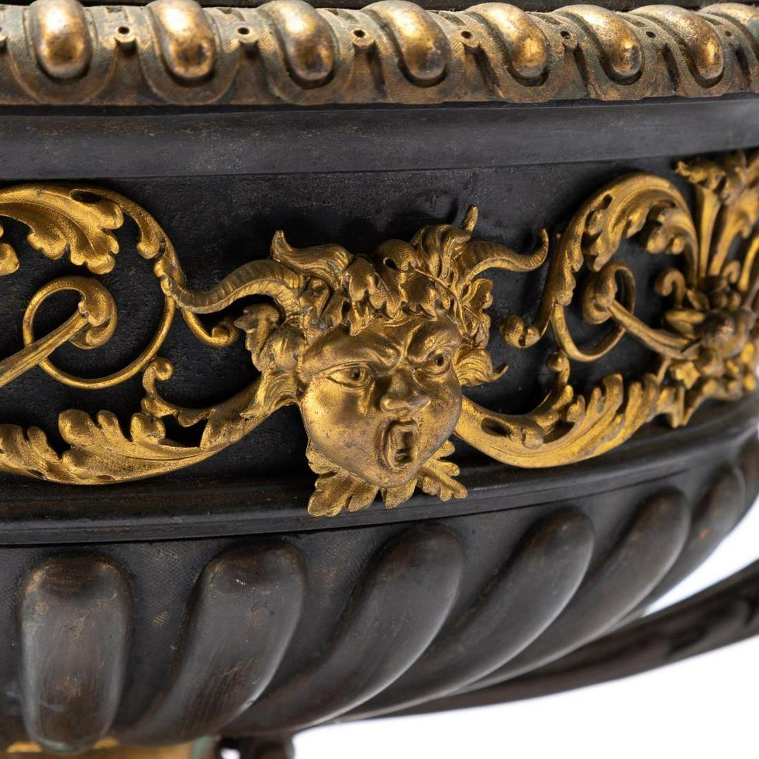 19th Century Napoleon III Bronze Parcel Gilt Urn For Sale 1