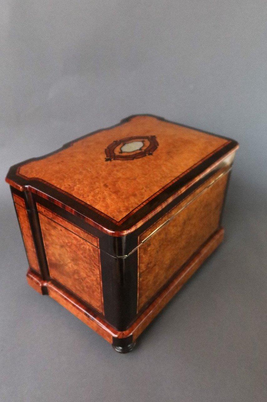19th Century Napoleon III Burl and Mother-of-Pearl Cigar Boxe 1