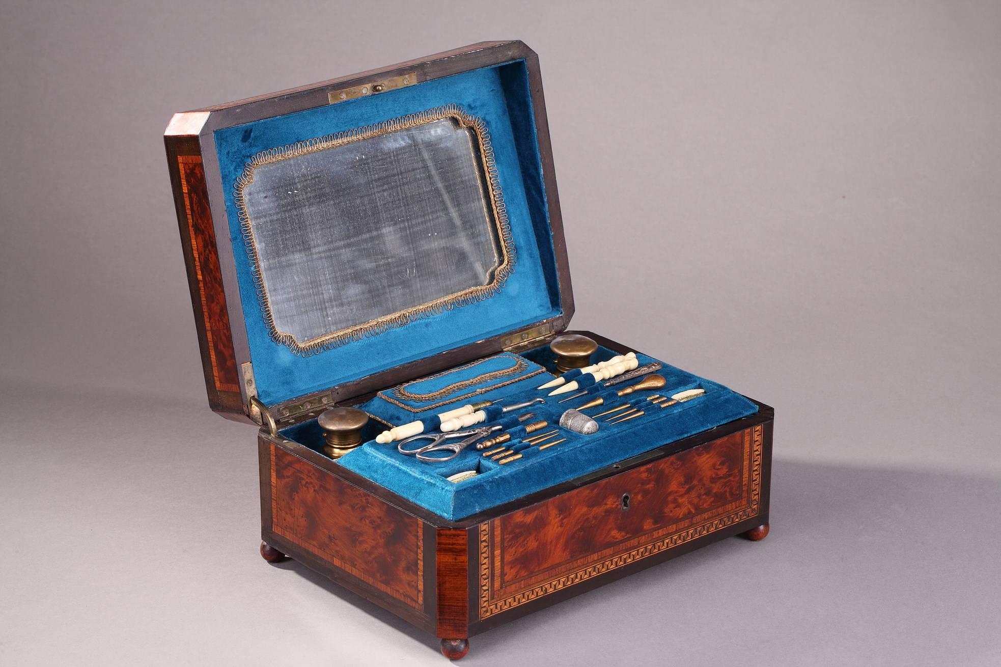 19. Jahrhundert Napoleon III Burl Holz Nähen Box (Napoleon III.) im Angebot