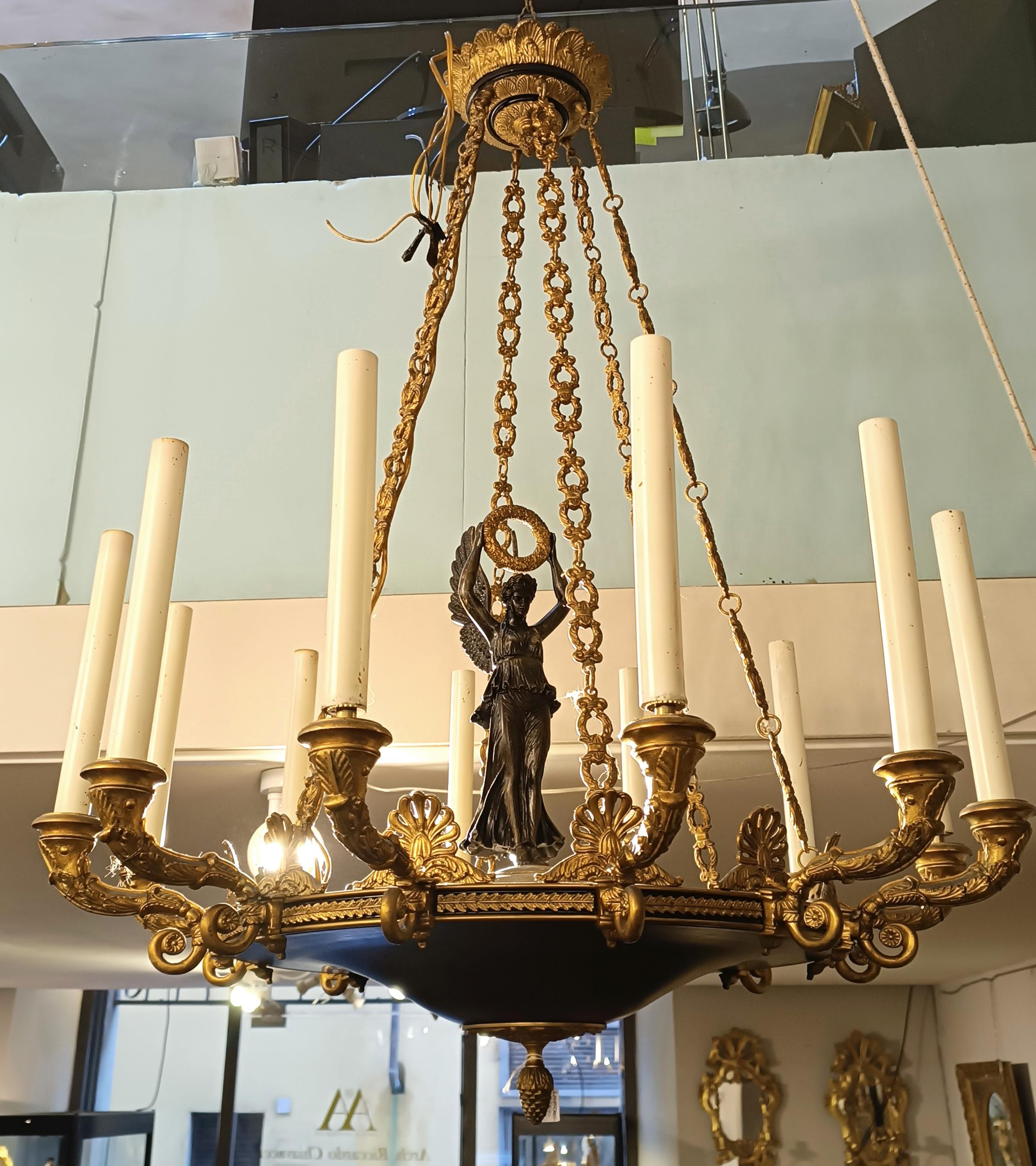 19th Century 19th CENTURY NAPOLEON III CHANDELIER WITH WINGED VICTORY