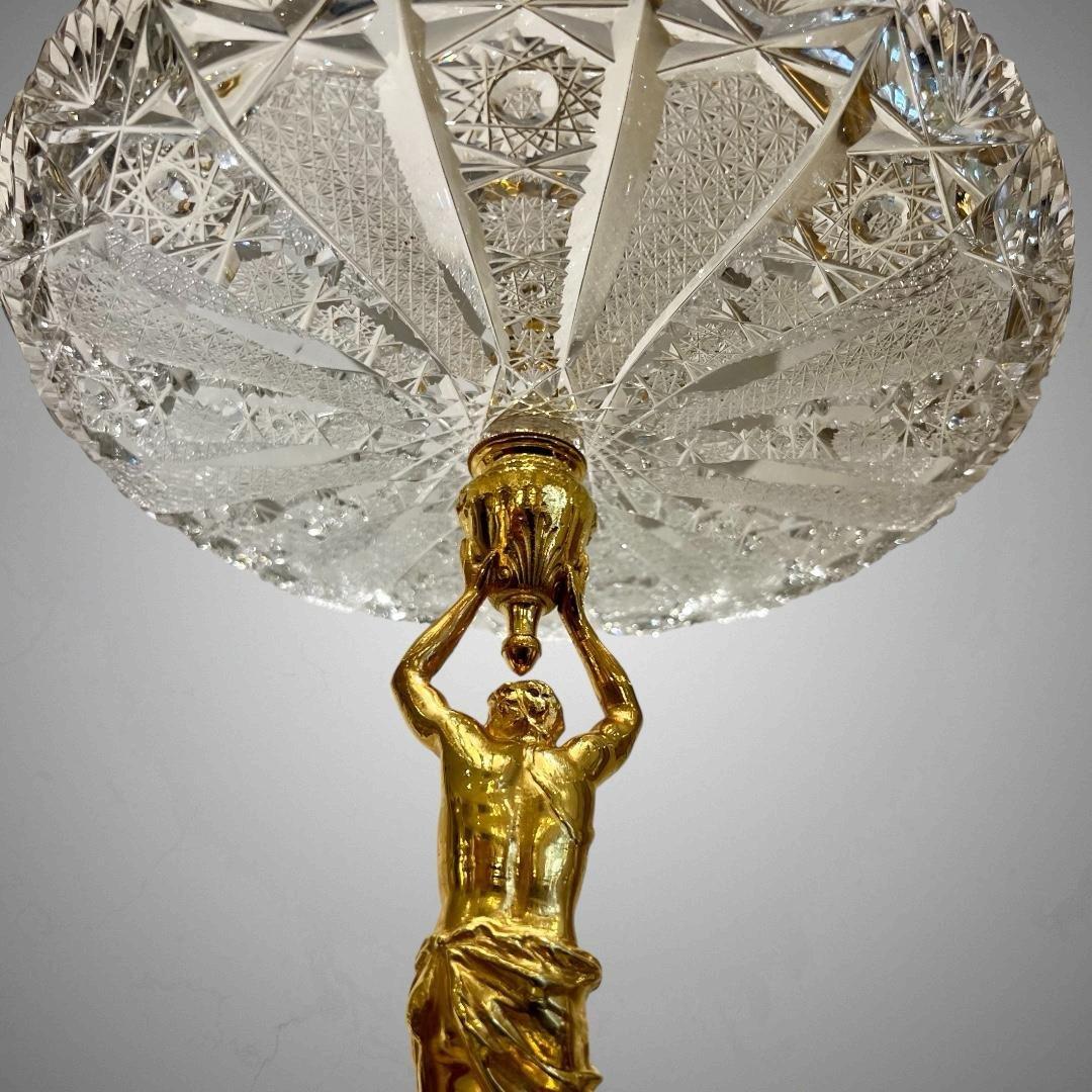 Dekorative Schale aus Kristall und vergoldeter Bronze aus Napoleon III.-Periode aus dem 19. Jahrhundert  im Zustand „Gut“ im Angebot in NICE, FR