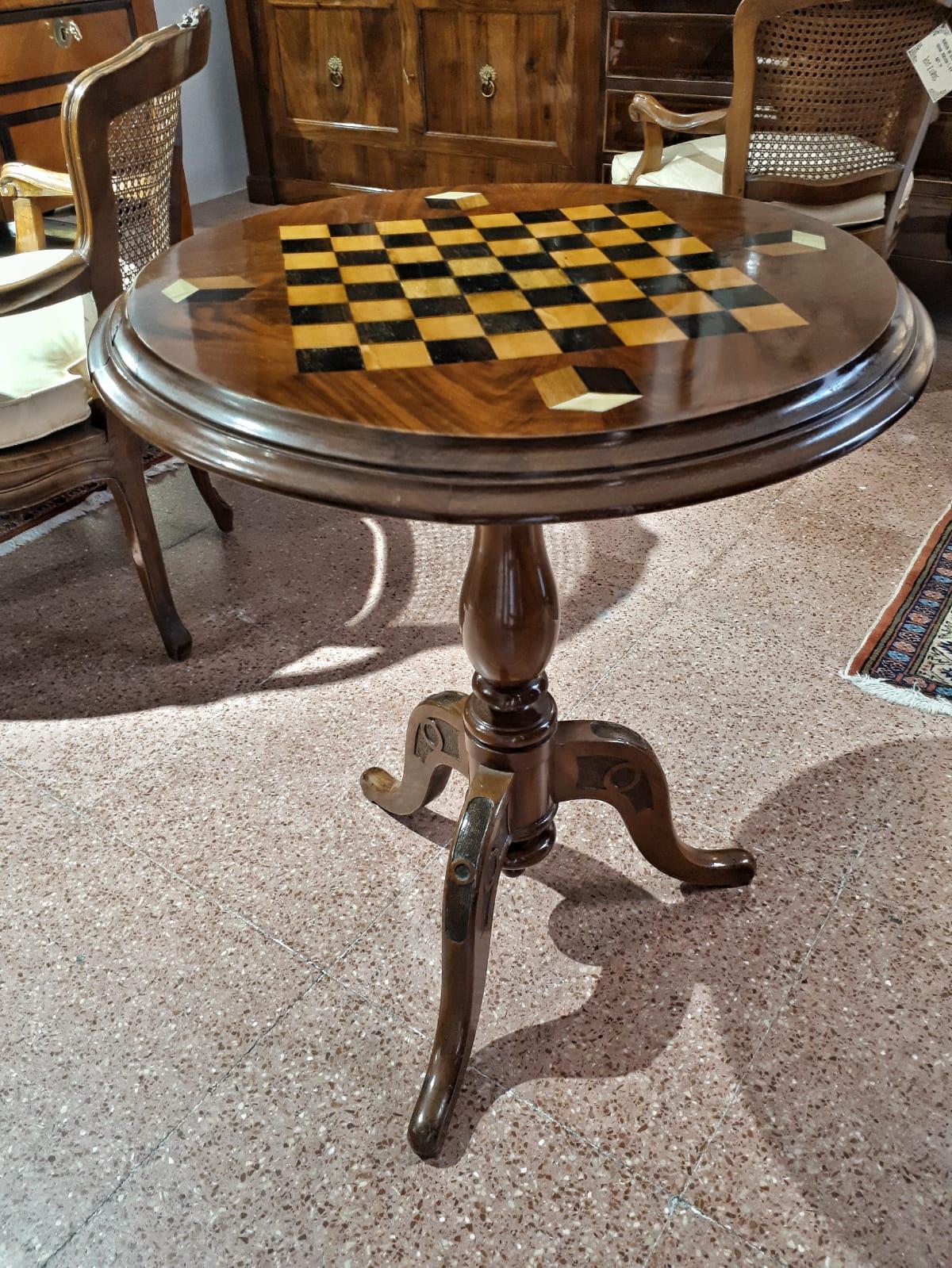 Italian 19th Century Napoleon III Flame Mahogany Inlaid Game Table Restored LAST PRICE For Sale