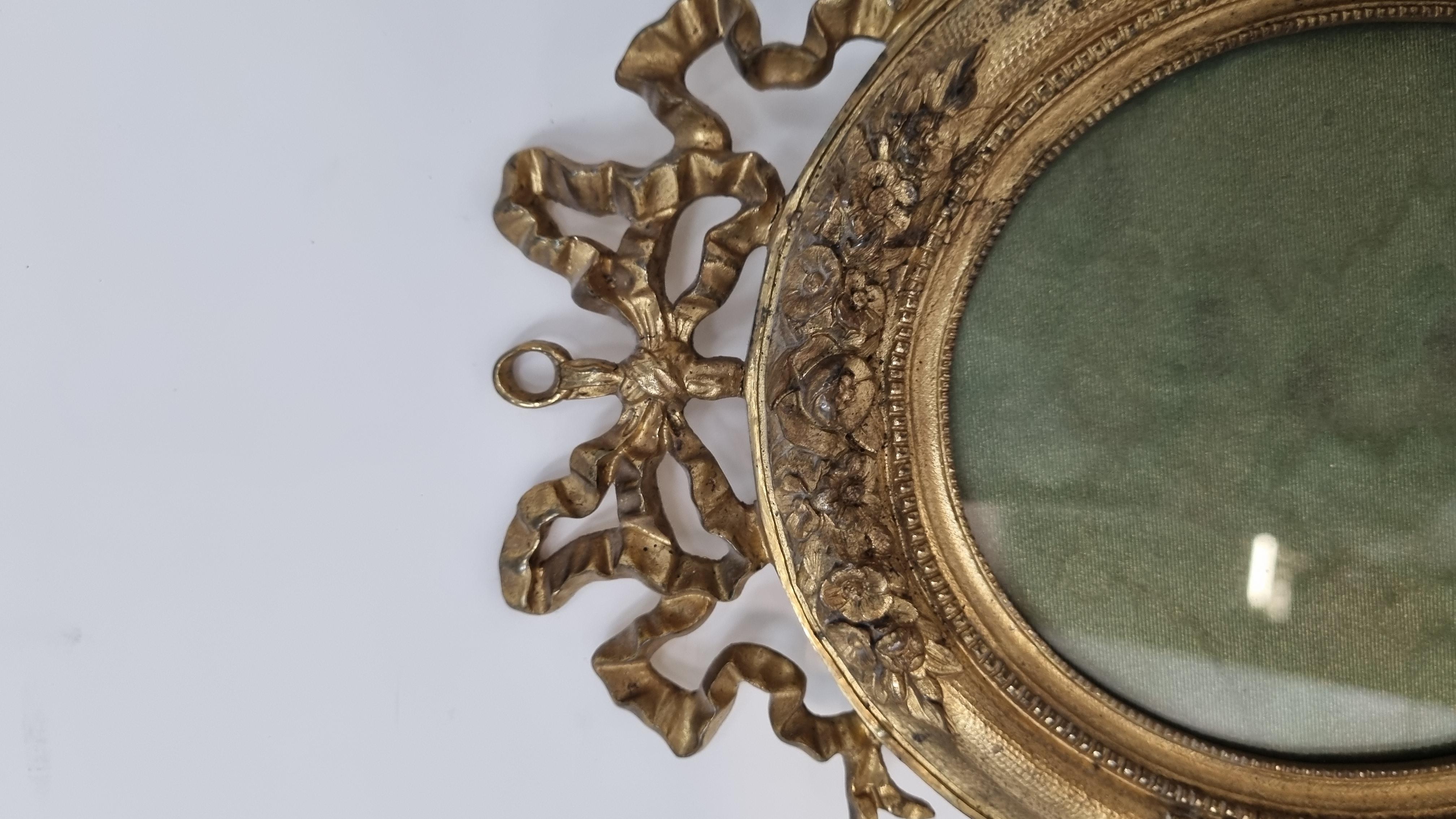 19th Century Napoleon III Frame in Gilded Bronze For Sale 5