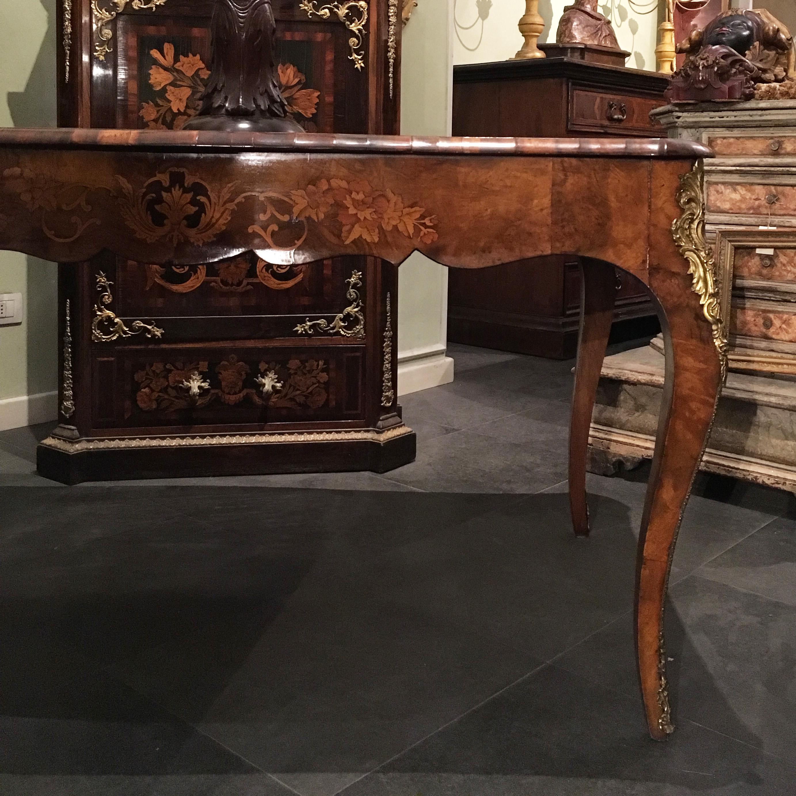 19th Century Napoleon III French Palisander, Rosewood and Walnut Writing Desk For Sale 9