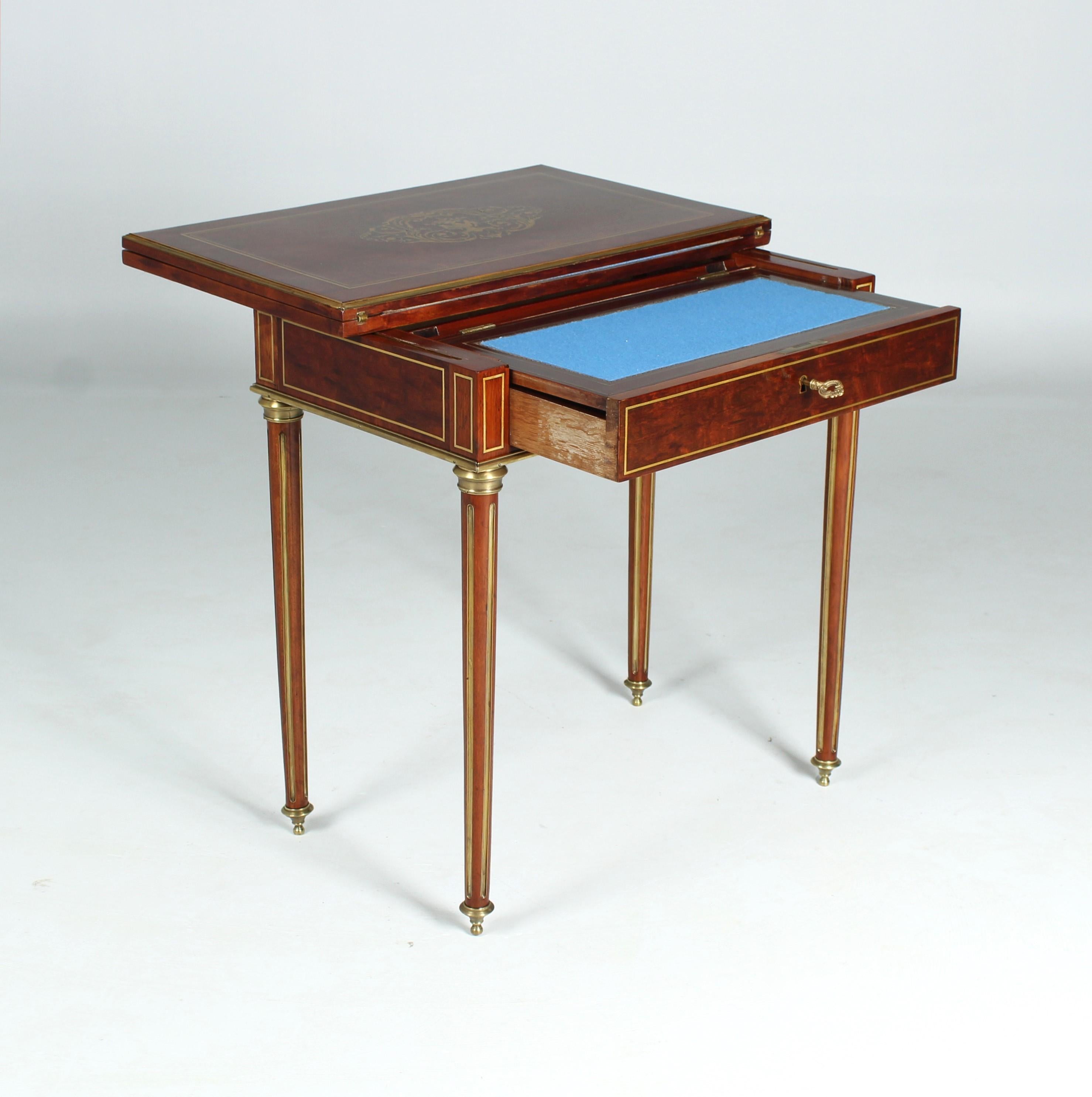 19th Century Napoleon III Game and Make Up Table, France, circa 1870 In Good Condition In Greven, DE