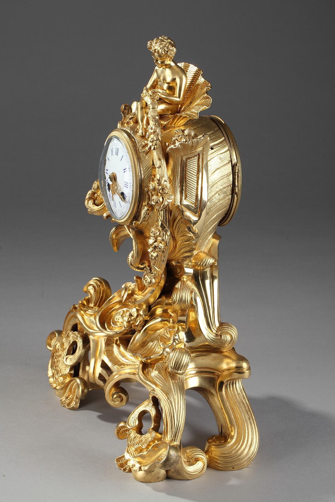 Napoleon-III-Uhr aus vergoldeter Bronze im Rocaille-Stil des 19. im Angebot 8