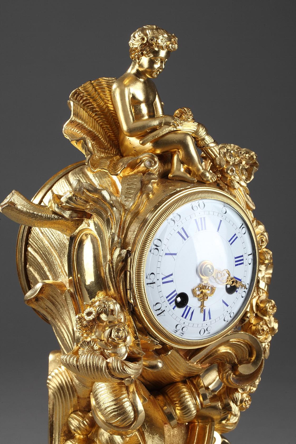 Napoleon-III-Uhr aus vergoldeter Bronze im Rocaille-Stil des 19. im Angebot 2