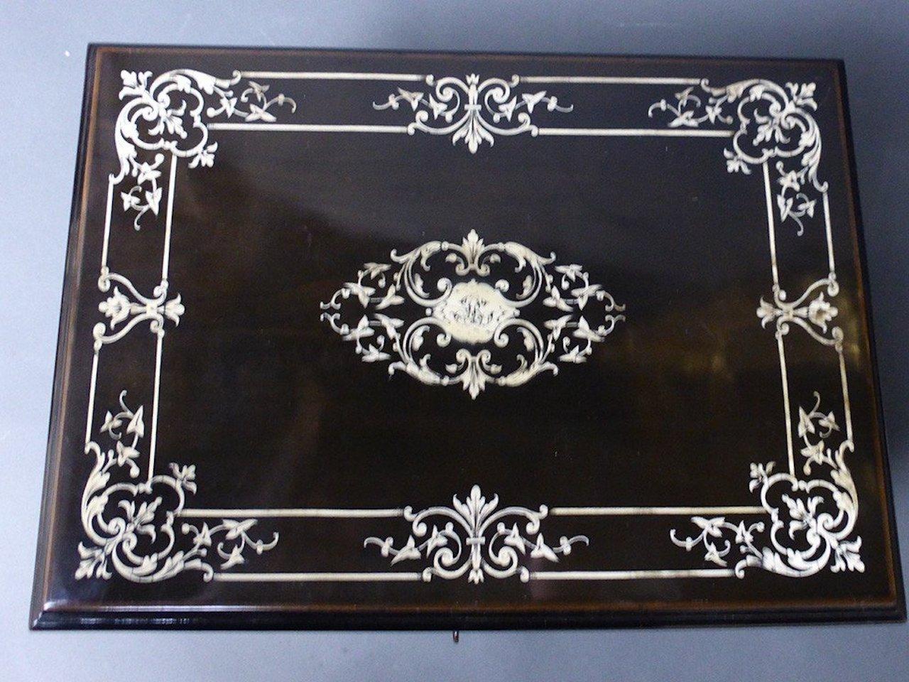 19th Century Napoleon III Guillaume Diehl Cigar Boxe For Sale 1