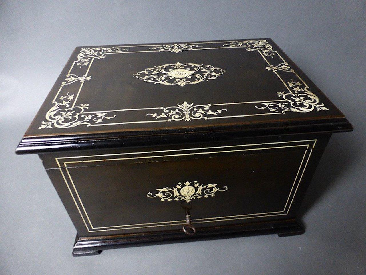 19th Century Napoleon III Guillaume Diehl Cigar Boxe For Sale 2