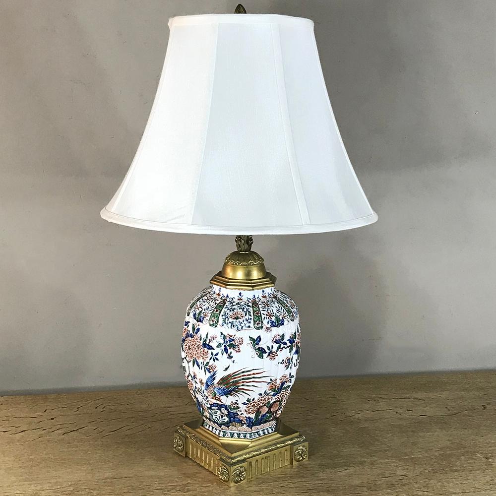 Hand-Crafted 19th Century Napoleon III Hand Painted Faience & Bronze Converted Oil Lamp For Sale