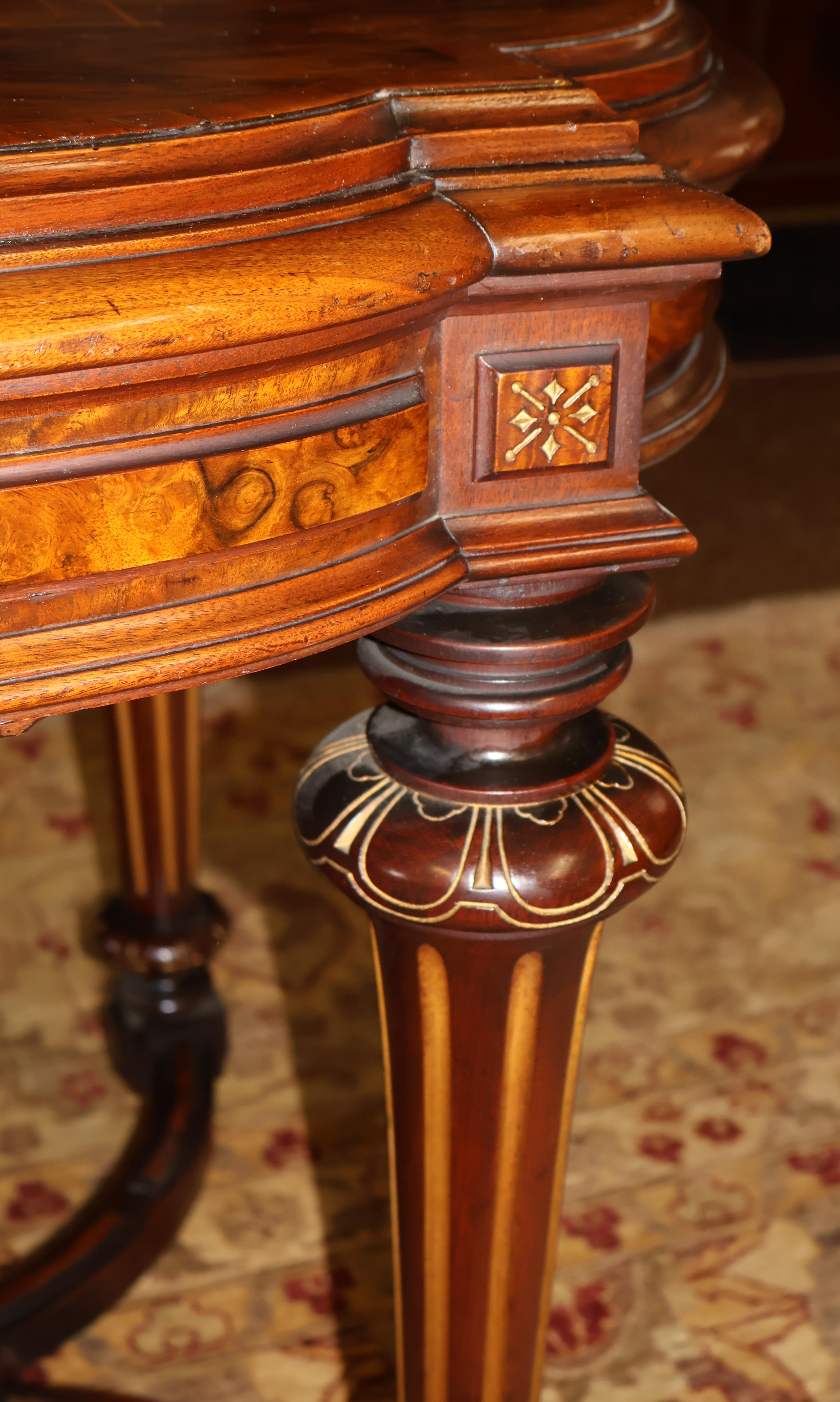 19th Century Napoleon III Inlaid Rosewood Occasional Center Entry Table For Sale 12